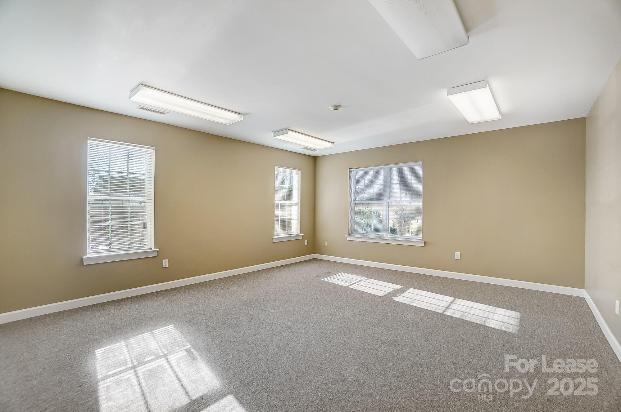 1324 John Kirk Drive Property Photo 12