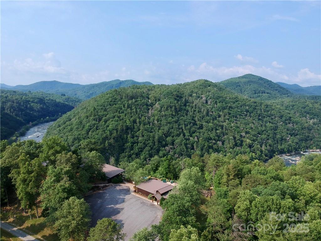 3641 French Broad Parkway 5 Property Photo 2