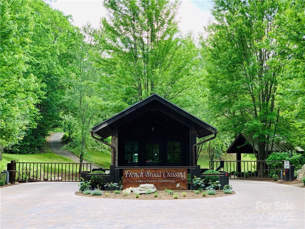3641 French Broad Parkway 5 Property Photo 29