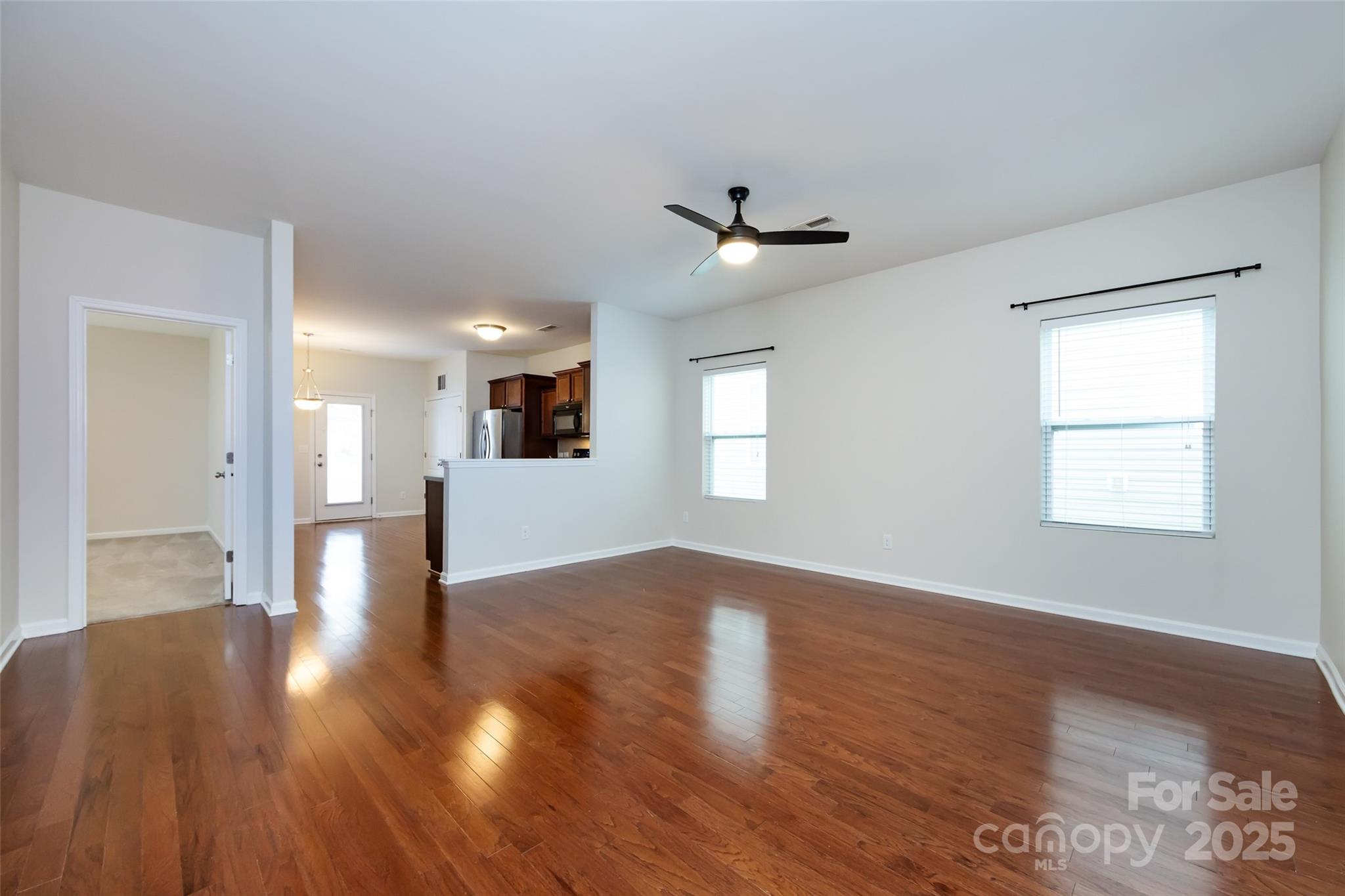 5216 Crystal Lakes Drive Property Photo 12