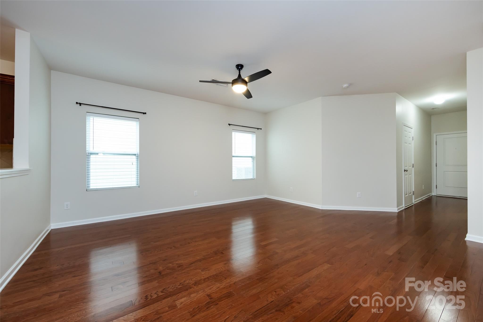 5216 Crystal Lakes Drive Property Photo 15