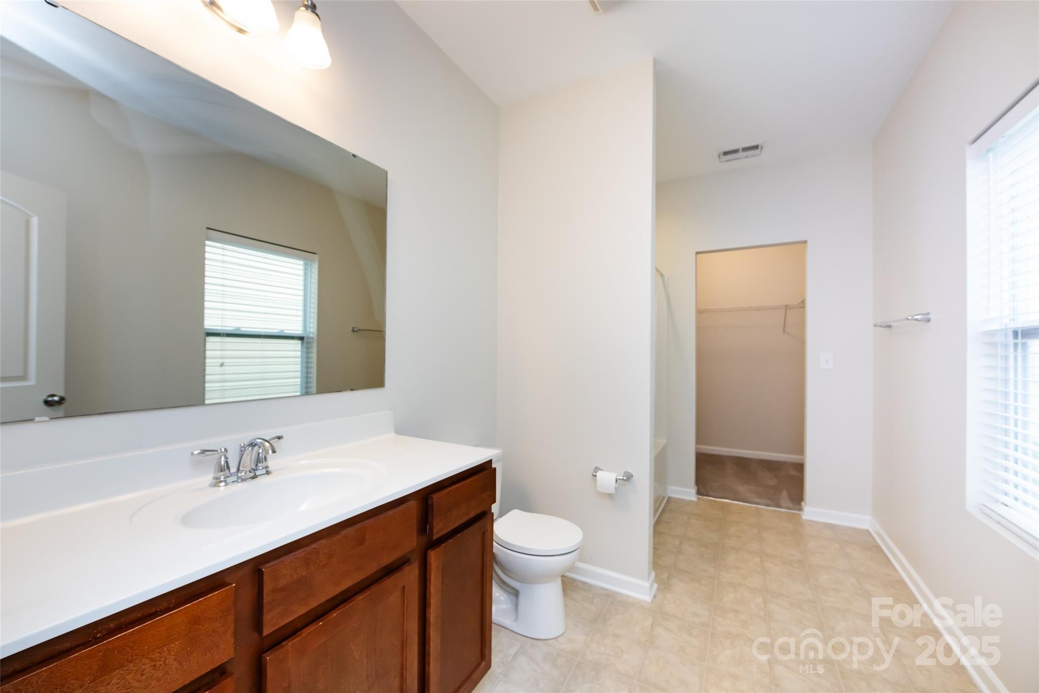 5216 Crystal Lakes Drive Property Photo 30