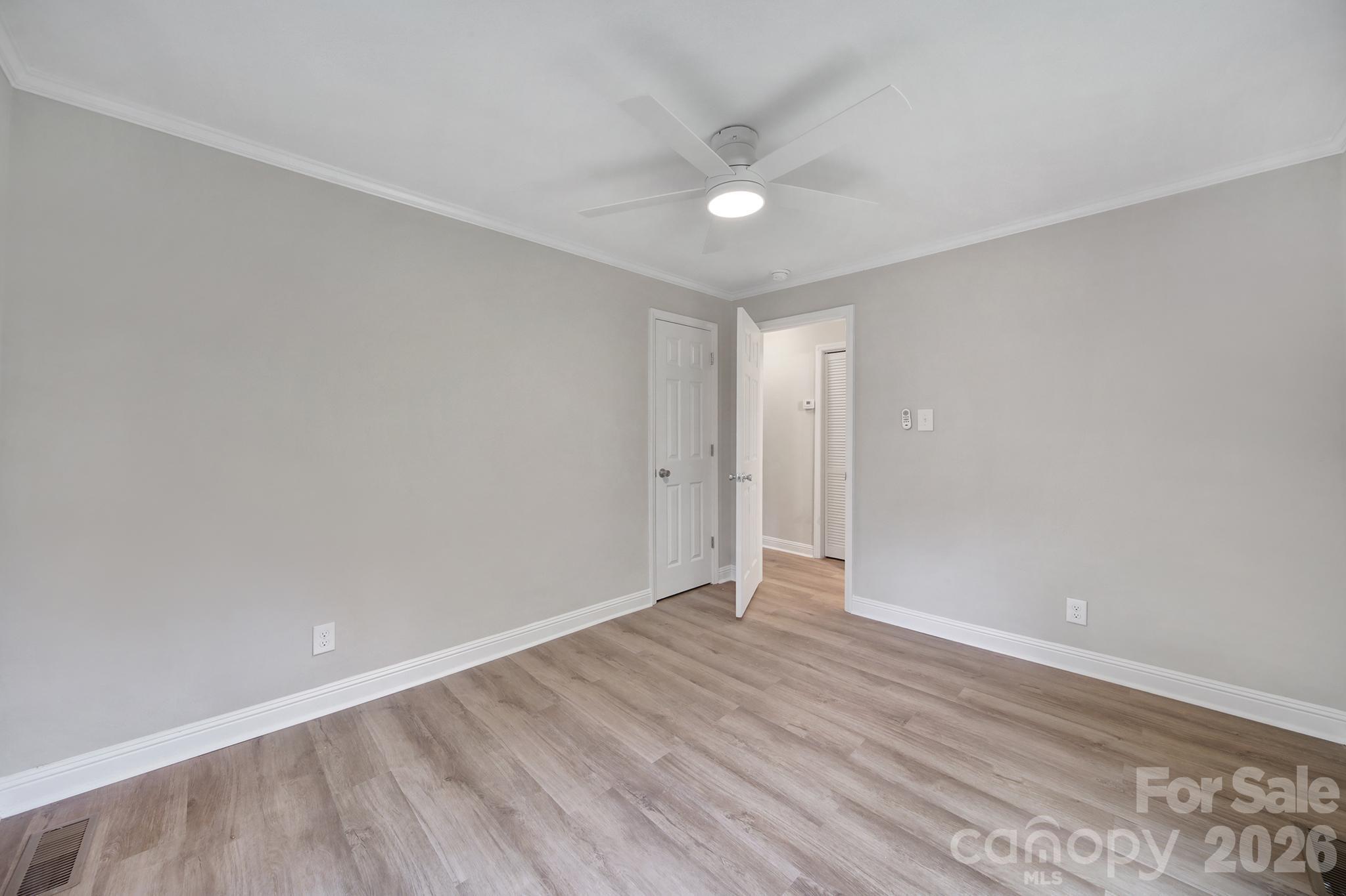 758 Jefferson Avenue Property Photo 17