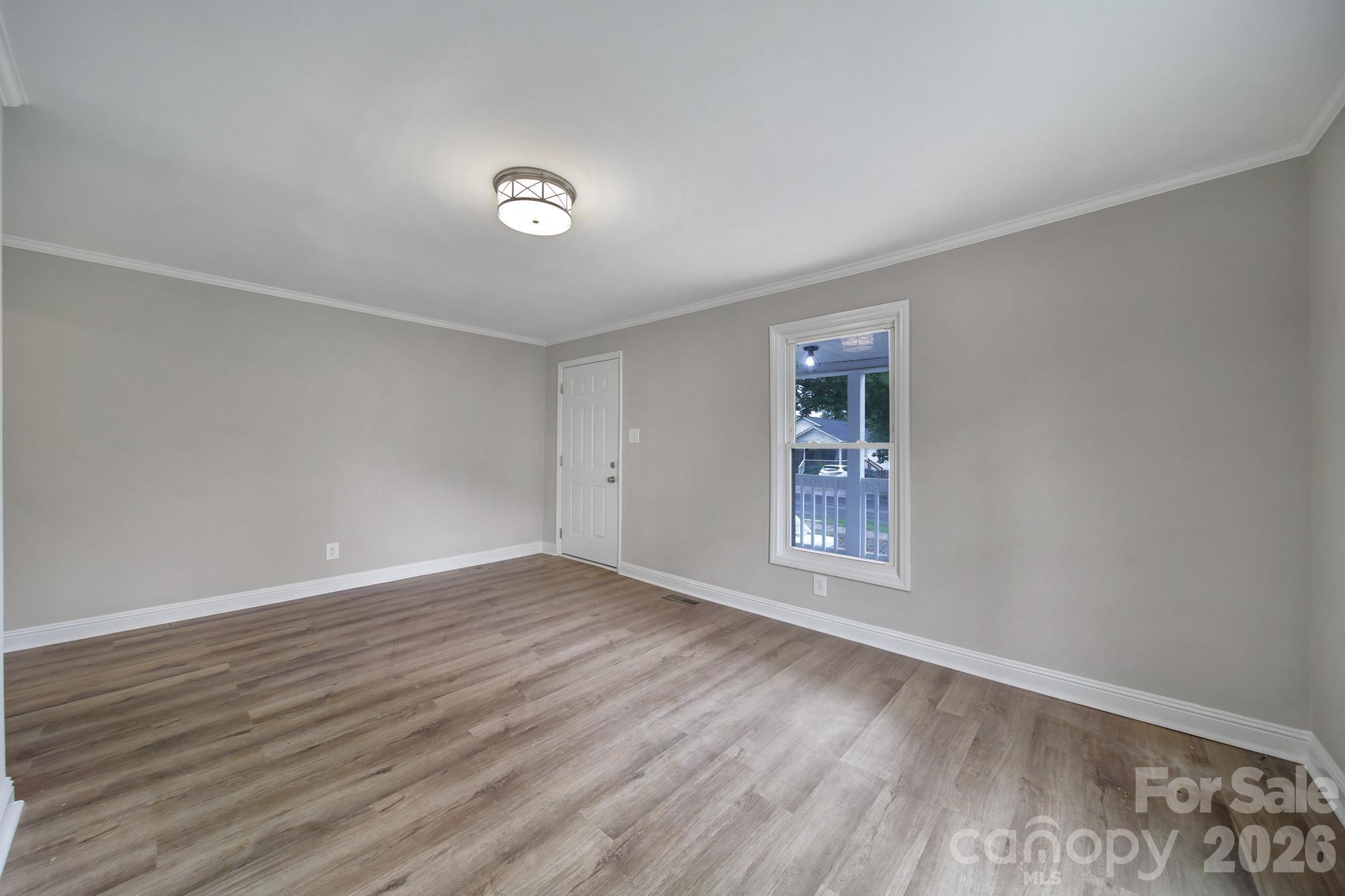 758 Jefferson Avenue Property Photo 20