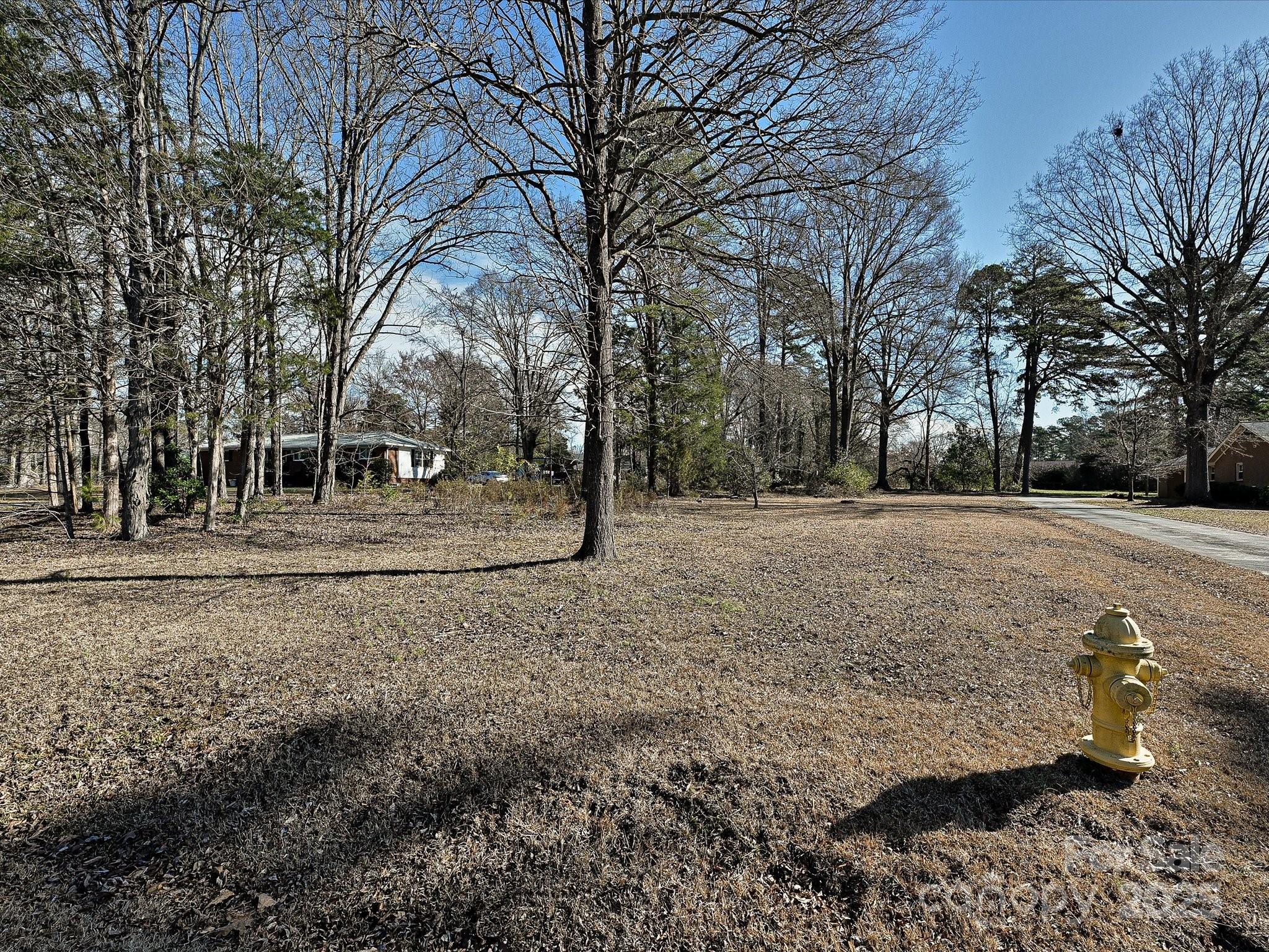 1030 Norwich Road Property Photo 1