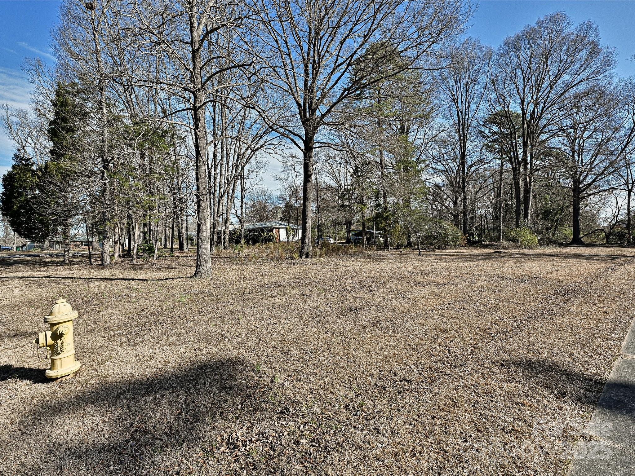1030 Norwich Road Property Photo 2