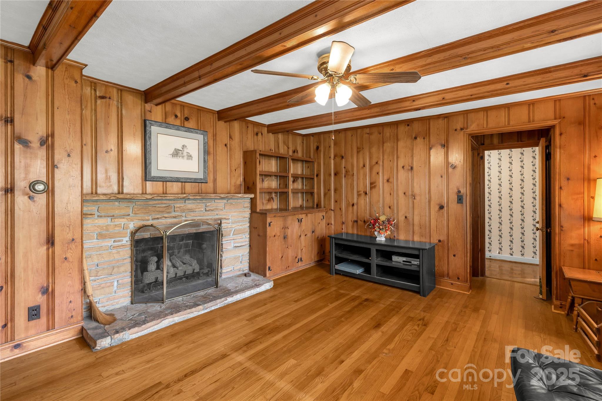 906 Forest Drive Property Photo 23