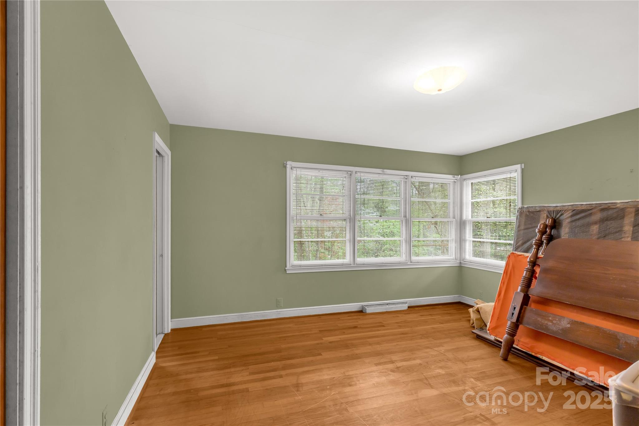 906 Forest Drive Property Photo 42