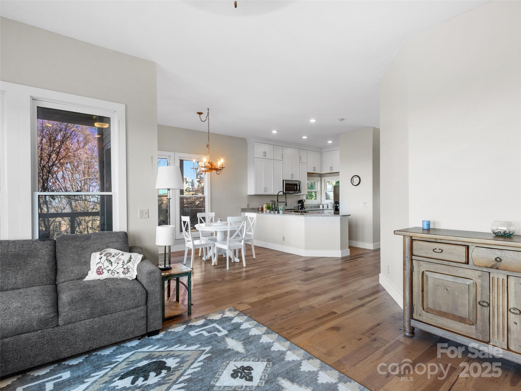 140 Slickrock Road F4 Property Photo 4