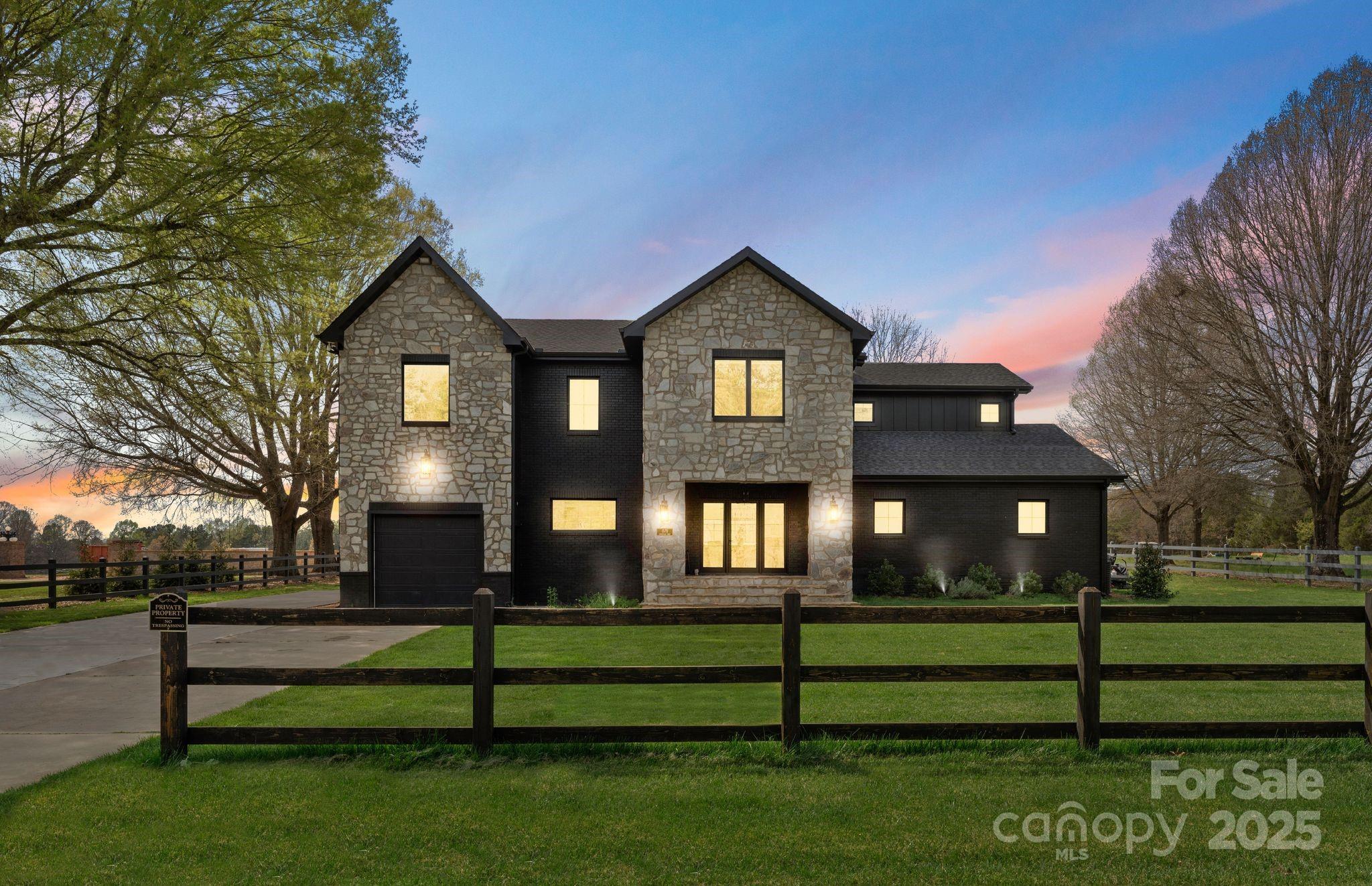 1575 Shinnville Road Property Photo 1