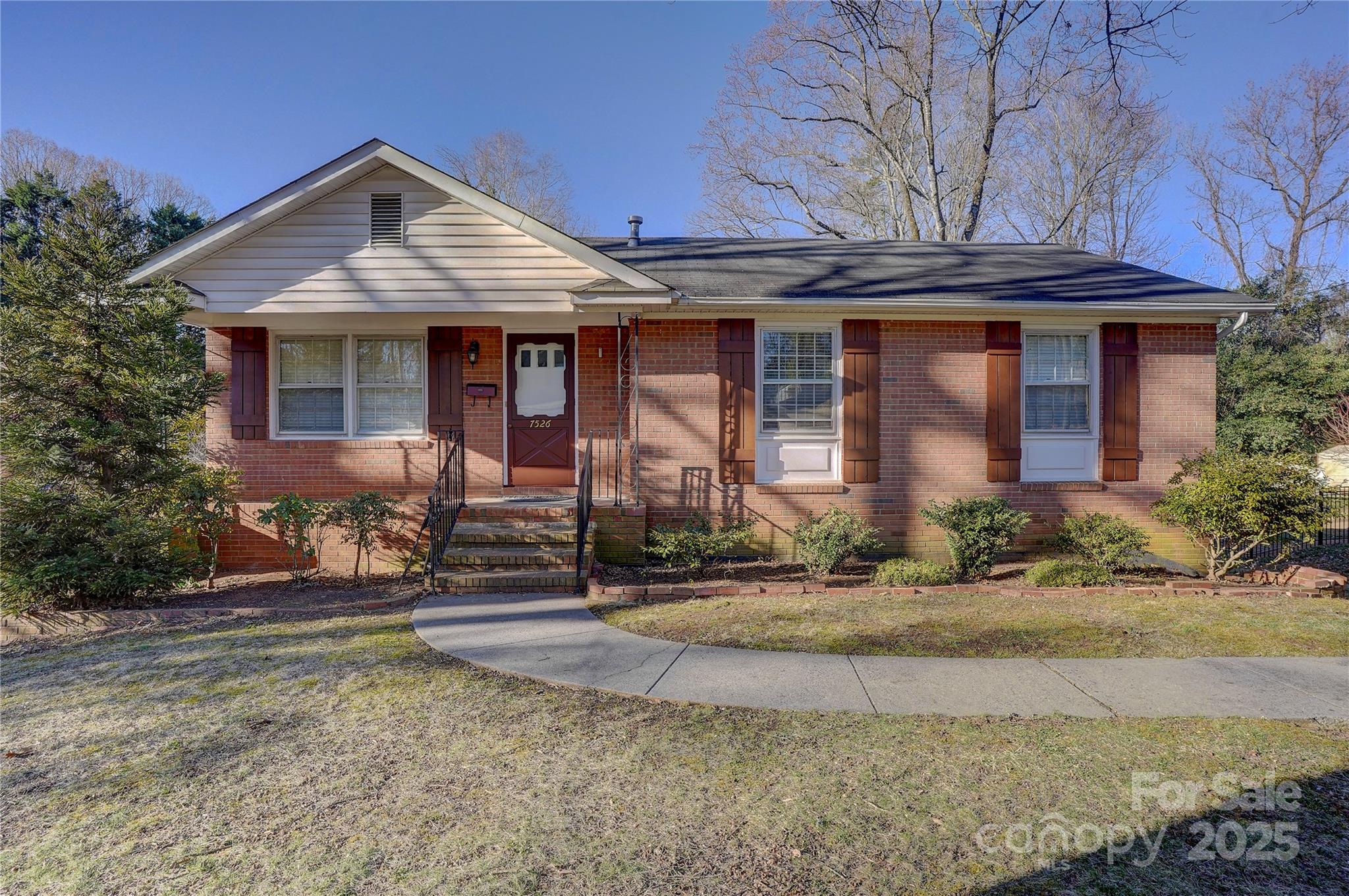 7526 Dorn Circle Property Photo