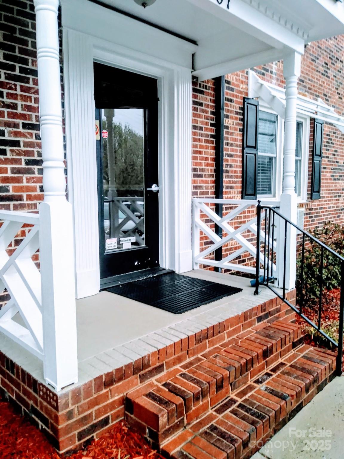 109 Stroupe Road E Property Photo