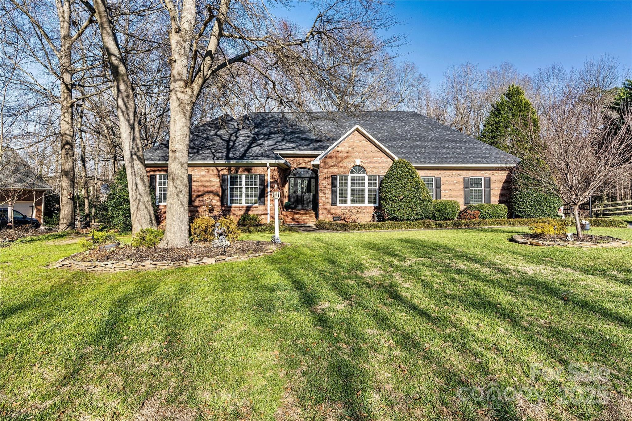 8808 Fallsdale Drive Property Photo