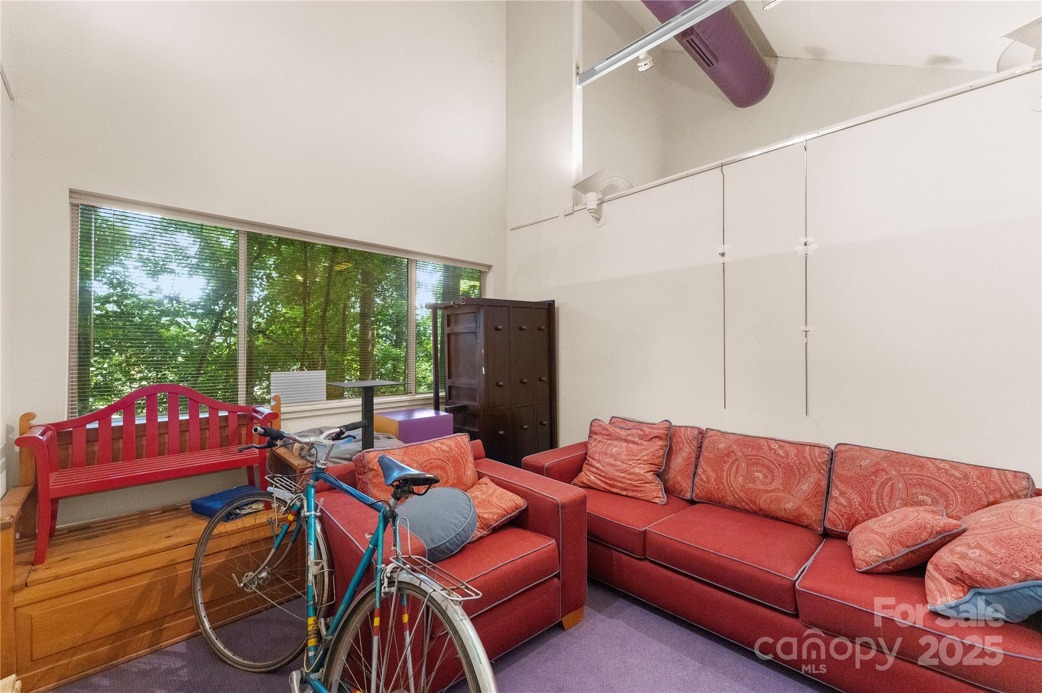1346 Hill Road Property Photo 7