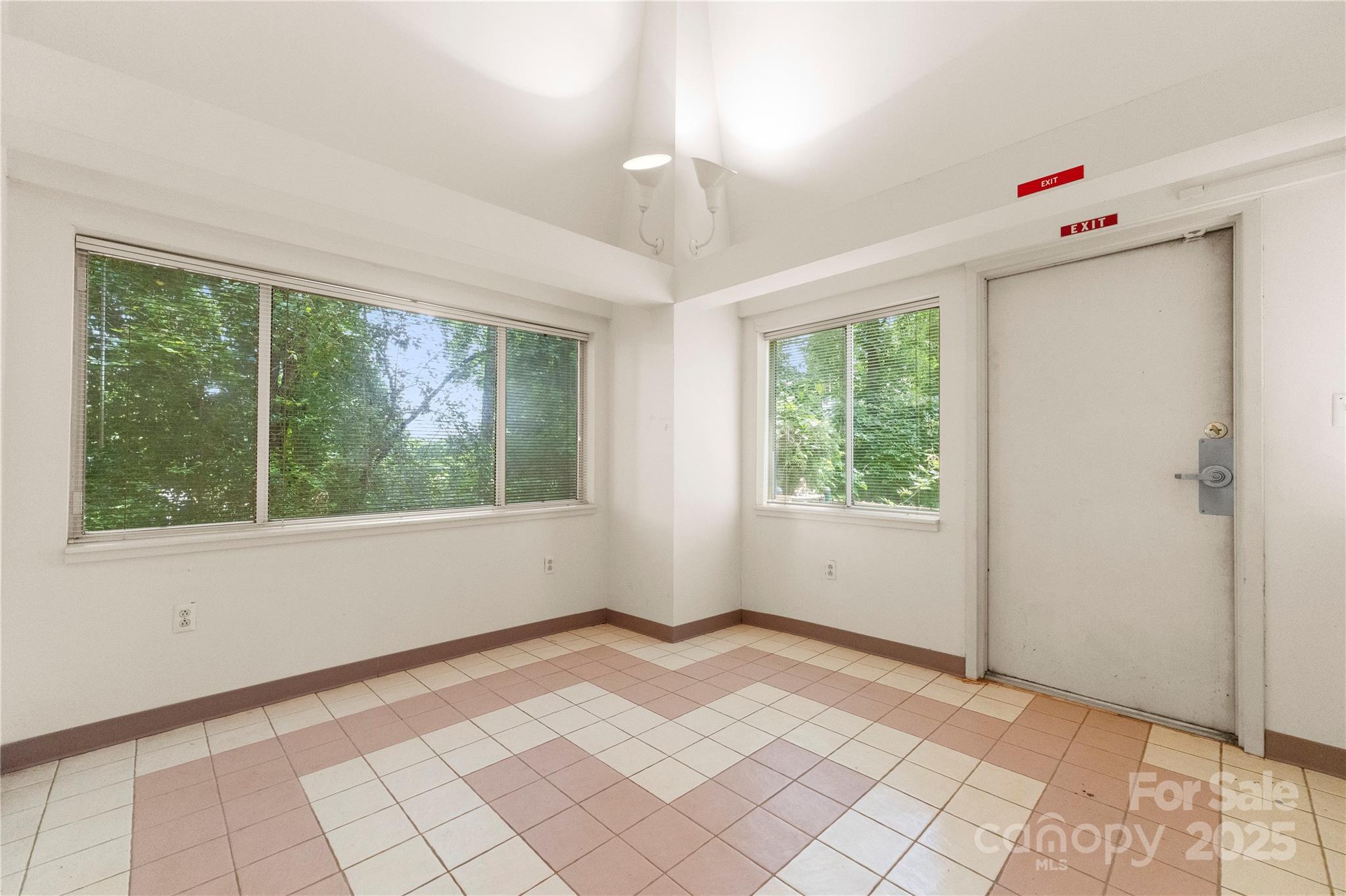 1346 Hill Road Property Photo 14