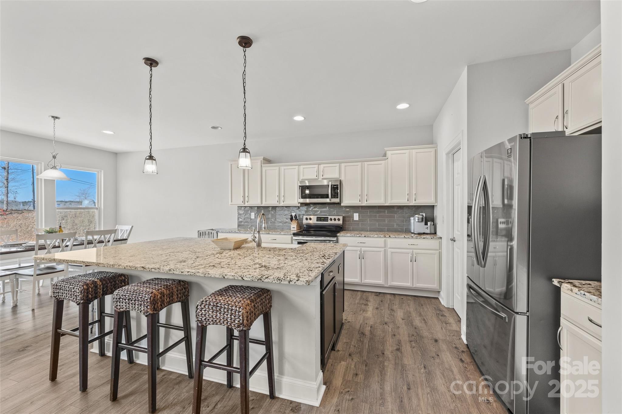 13701 Petworth Court Property Photo 7