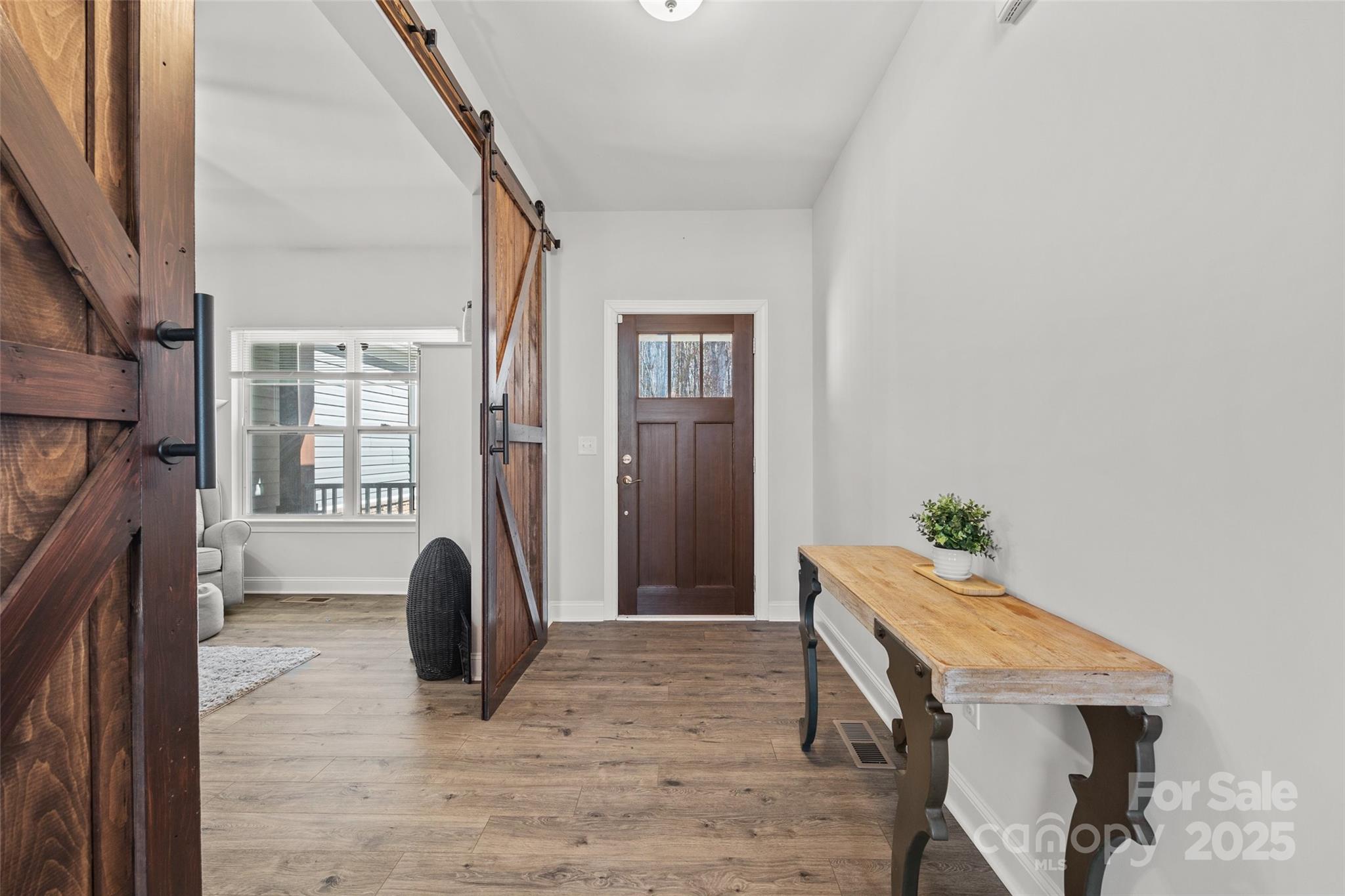 13701 Petworth Court Property Photo 8