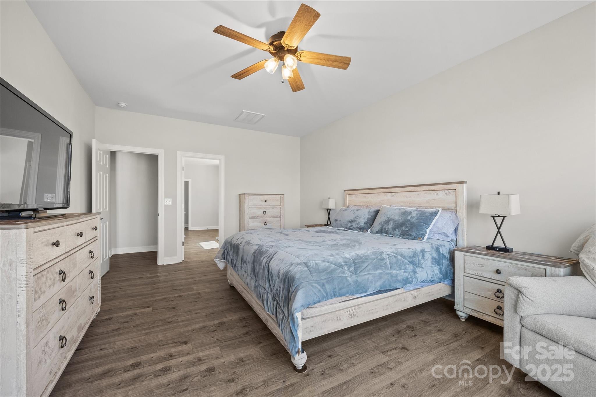 13701 Petworth Court Property Photo 17