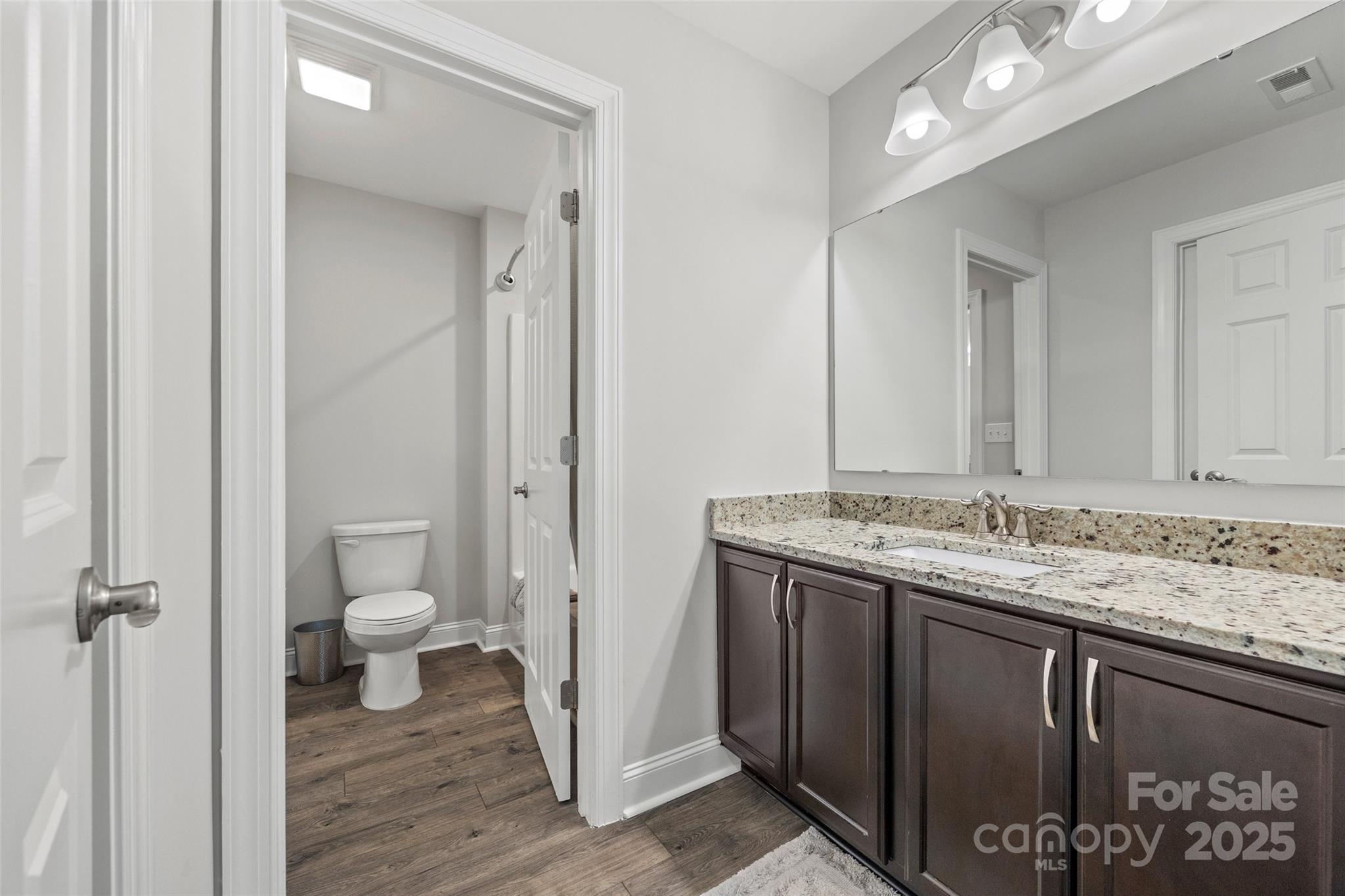 13701 Petworth Court Property Photo 23
