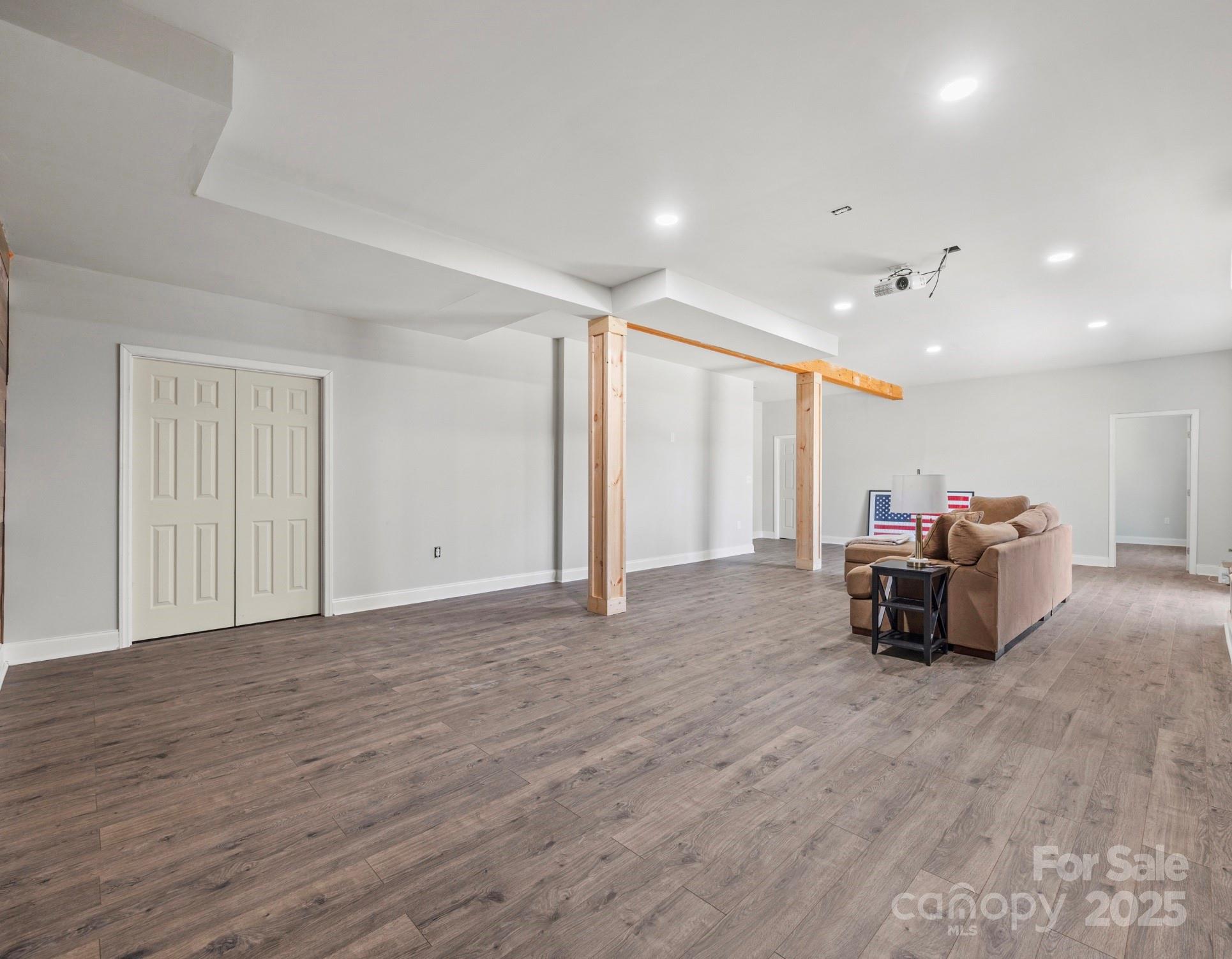 13701 Petworth Court Property Photo 33