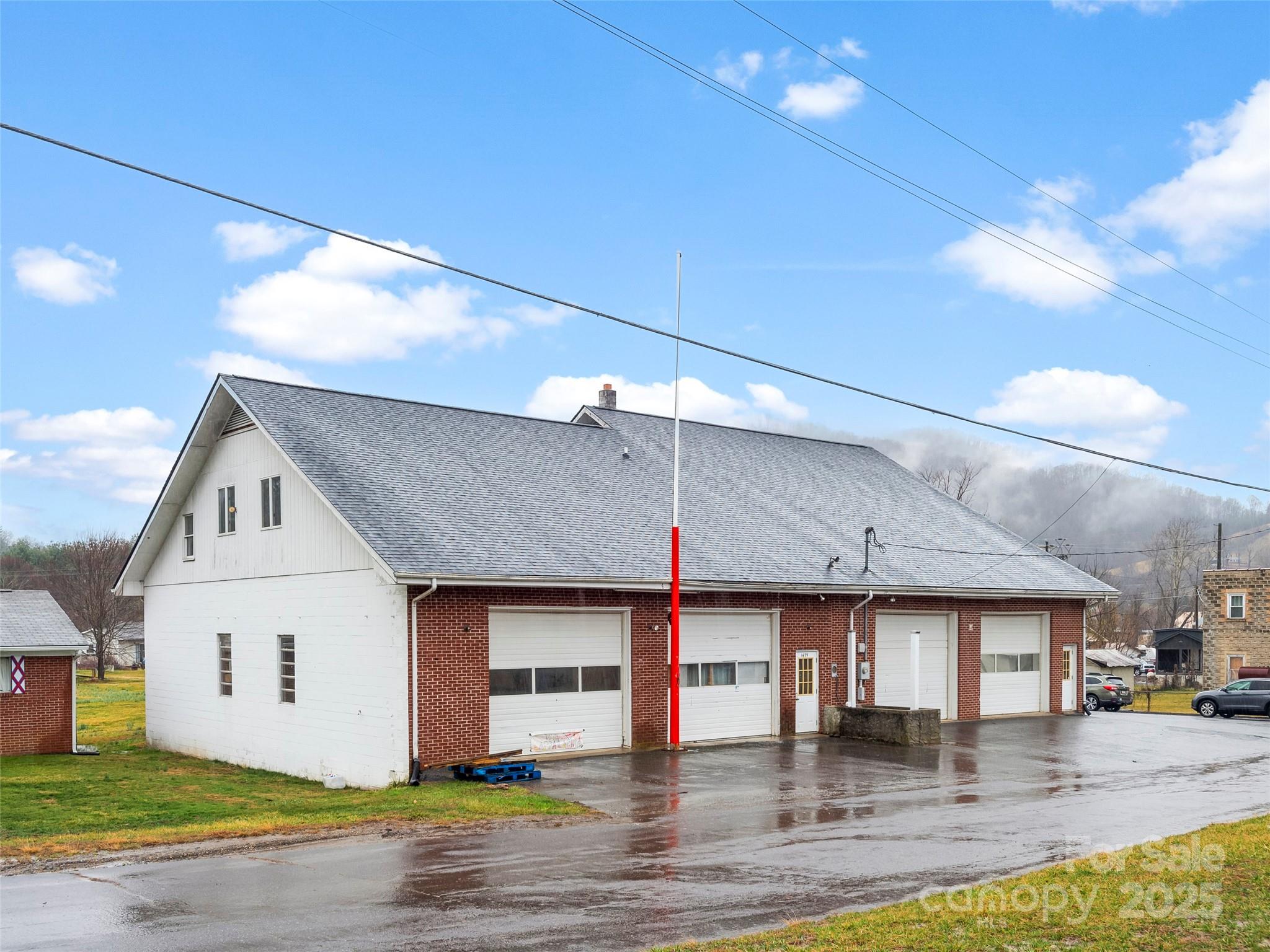 1679 Barnardsville Highway Property Photo