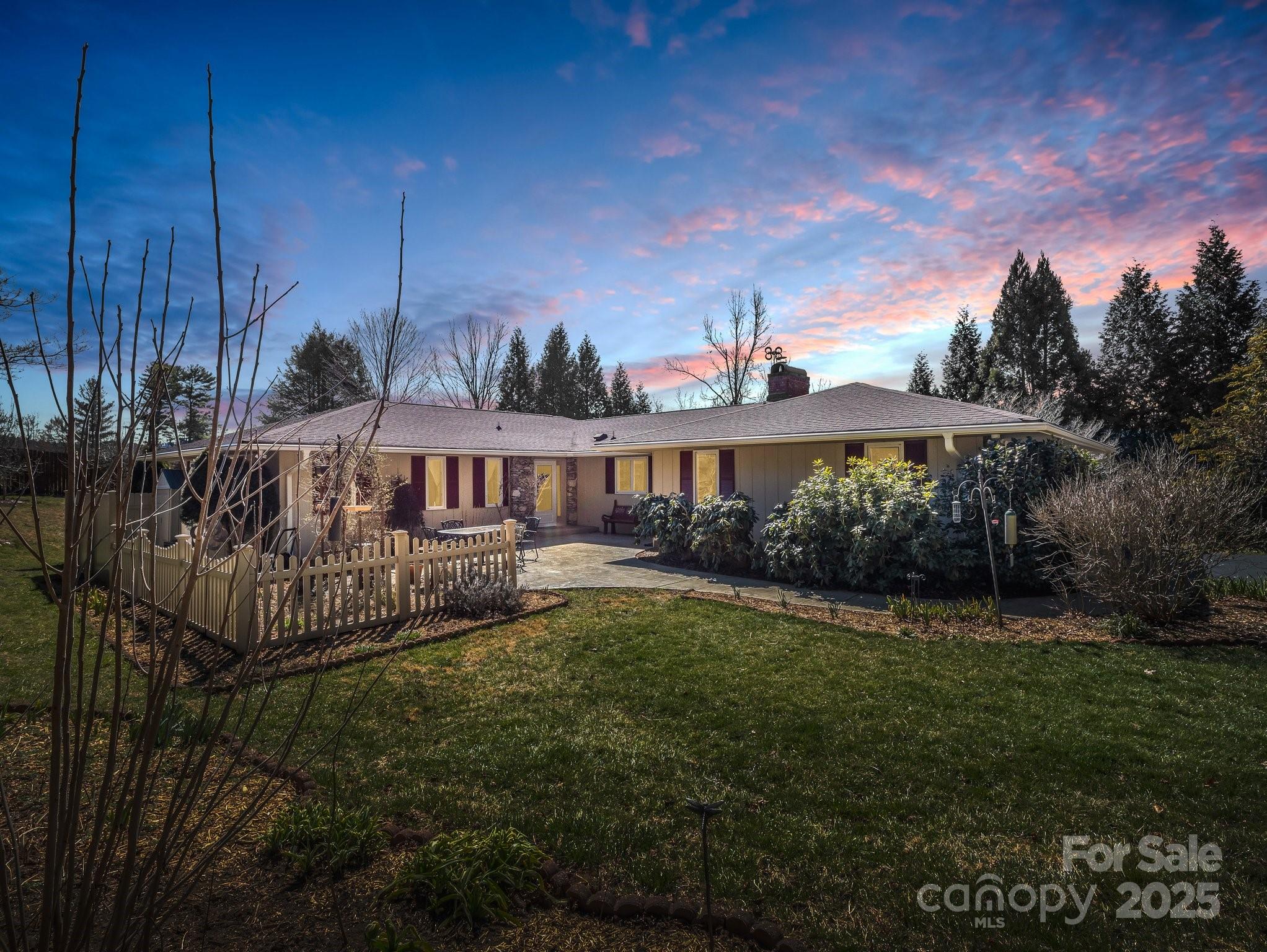 120 Yardley Court Property Photo