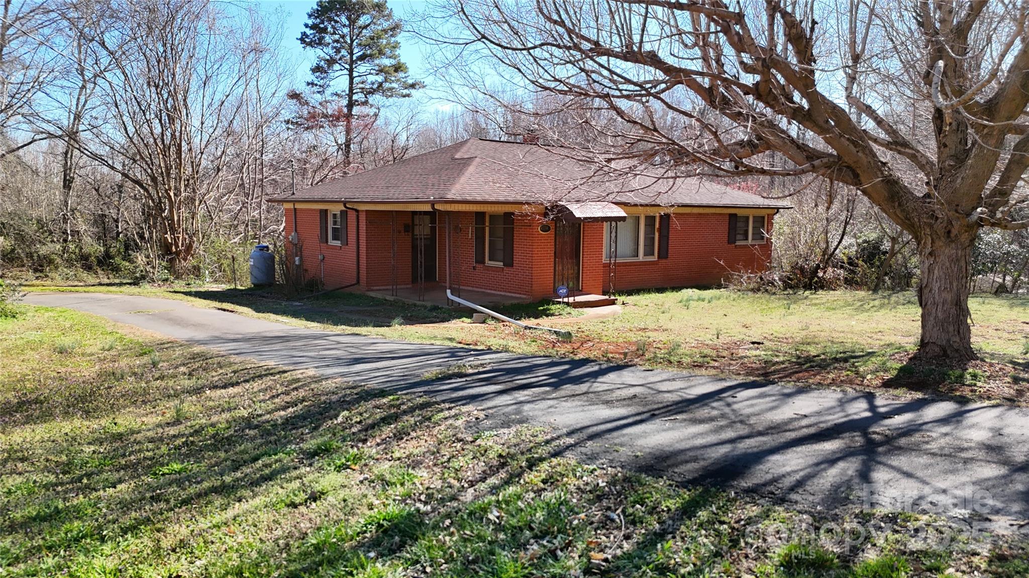 4774 E Nc 150 Highway Property Photo