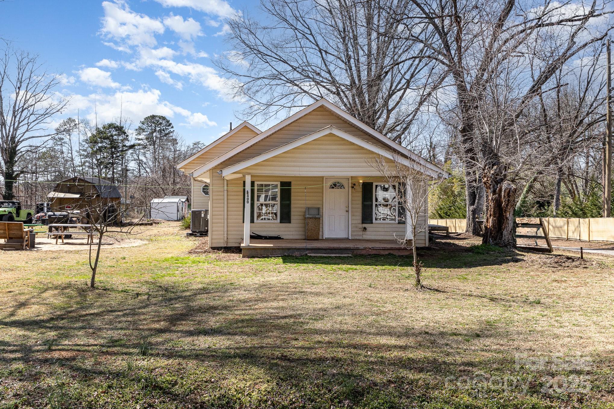 400 37th Street Property Photo