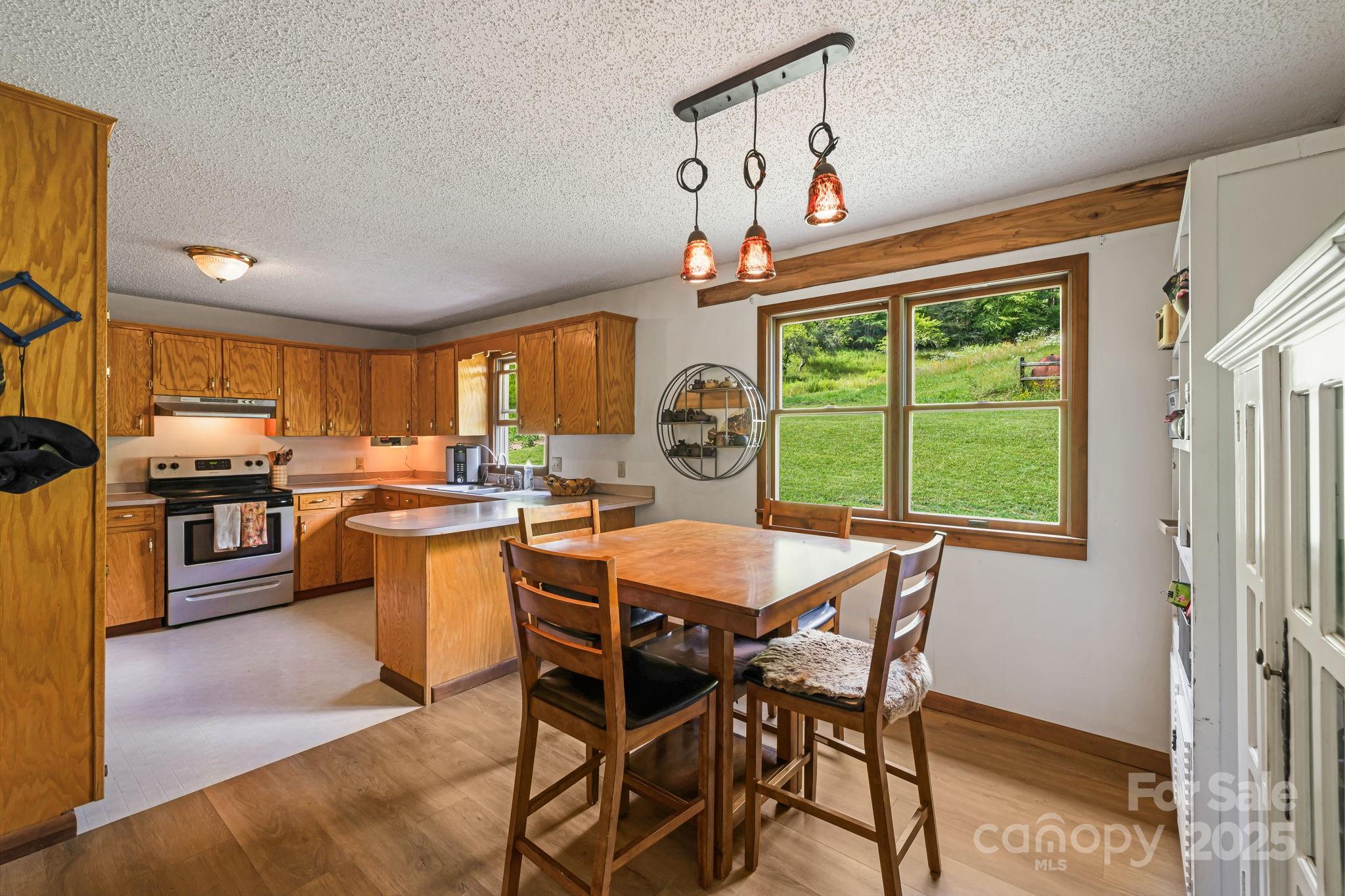 799 Fire Scald Road Property Photo 10