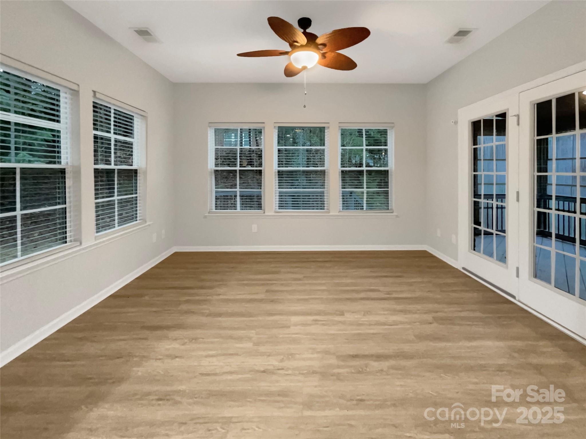 705 Old Cove Road Property Photo 15