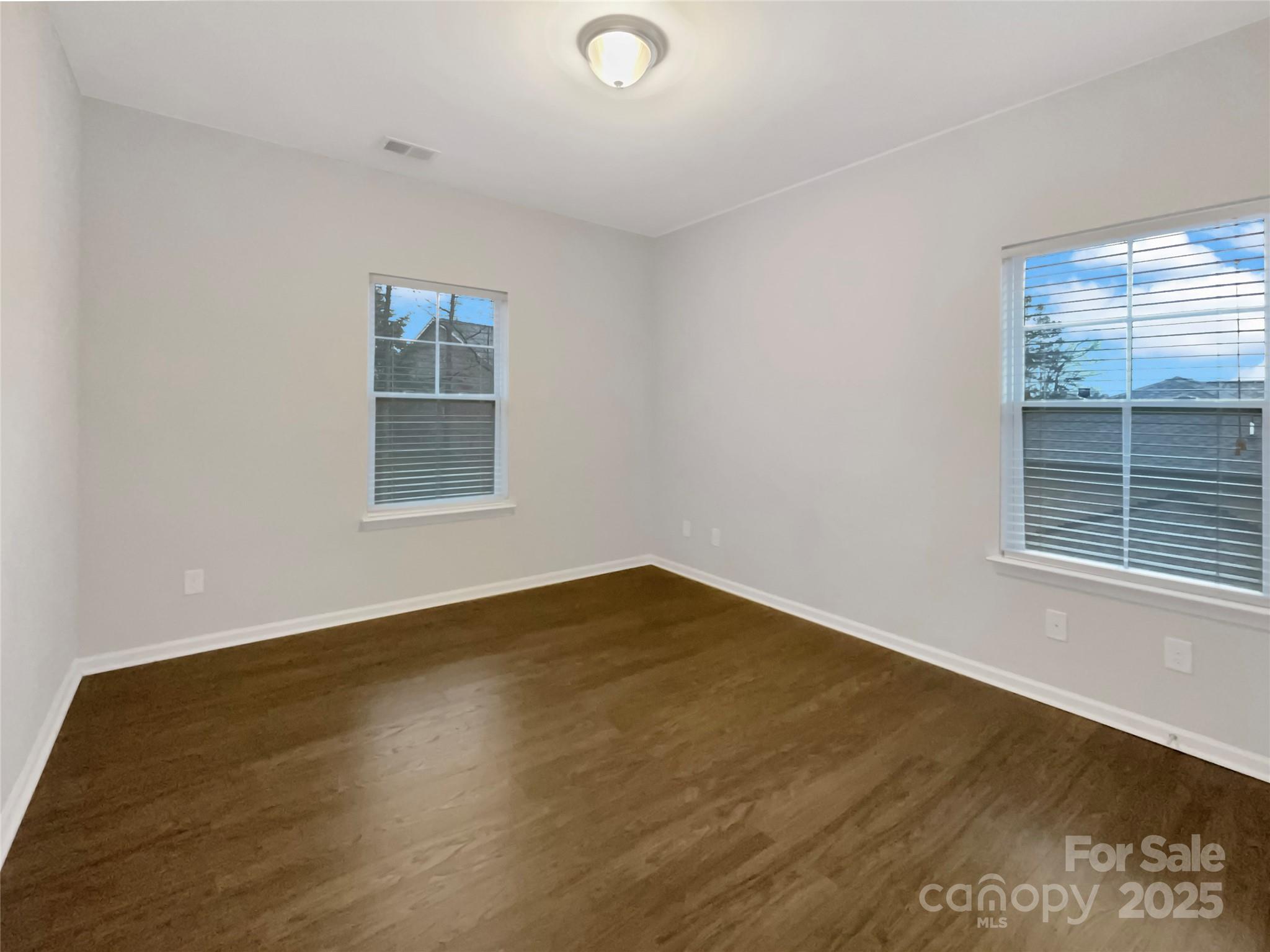 705 Old Cove Road Property Photo 17