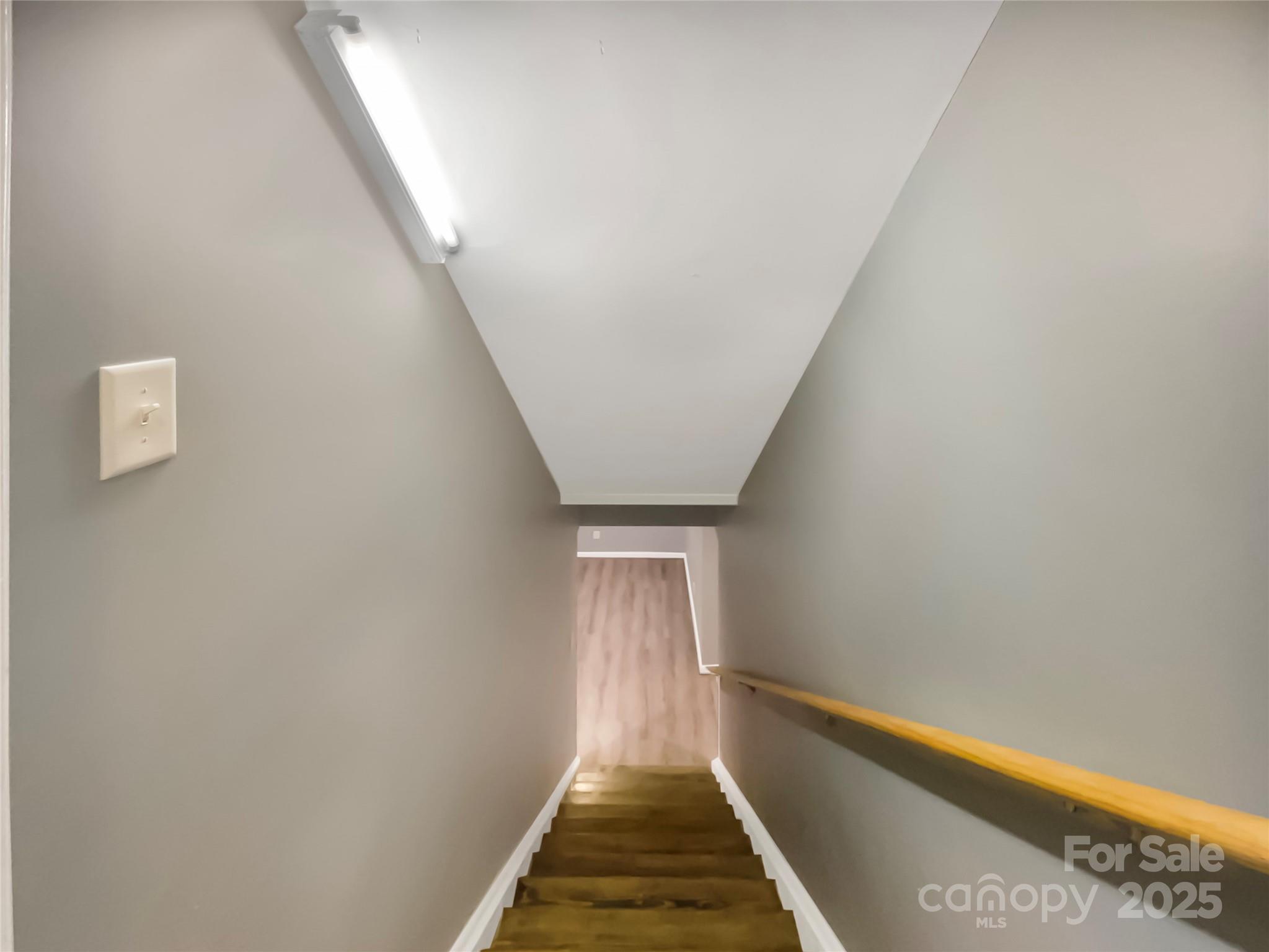 705 Old Cove Road Property Photo 22