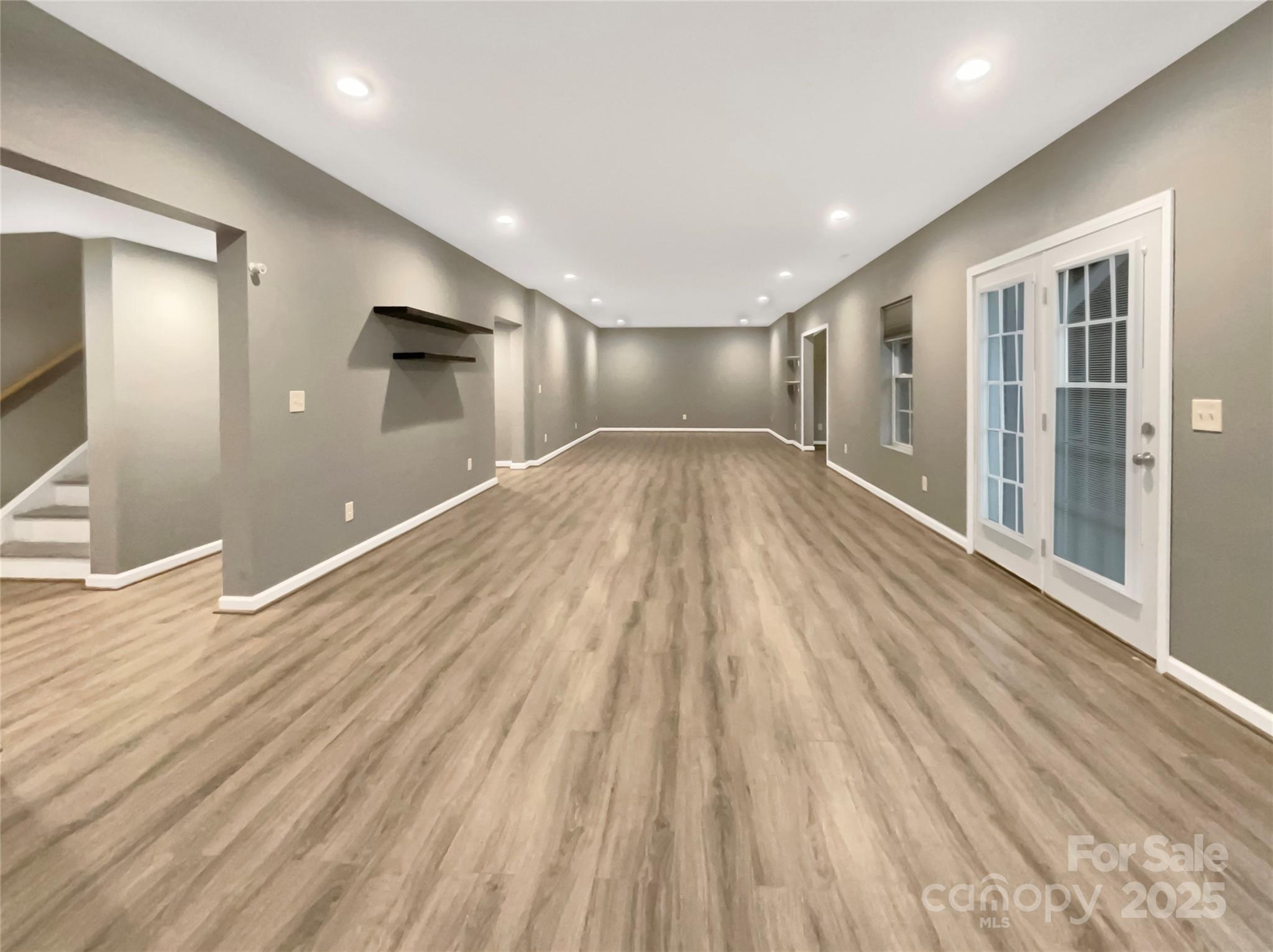 705 Old Cove Road Property Photo 25
