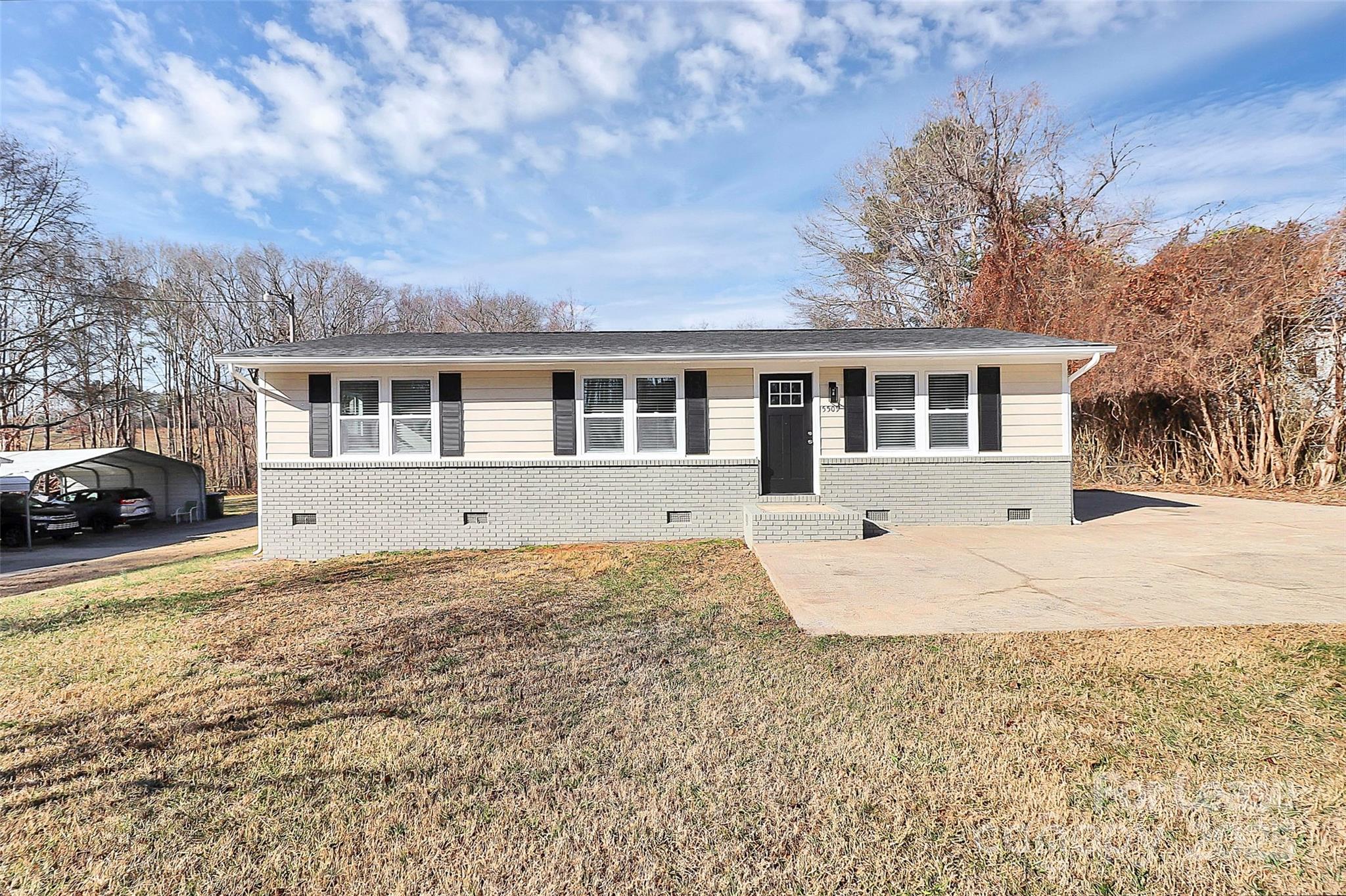 Costner Real Estate Listings Main Image
