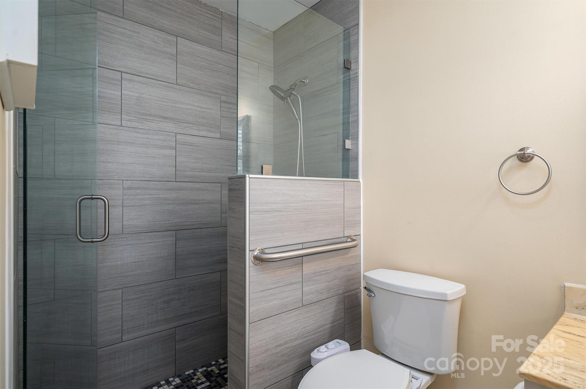 9026 Longview Drive Property Photo 18