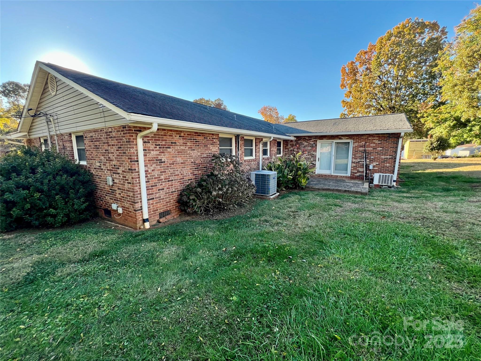 9026 Longview Drive Property Photo 24