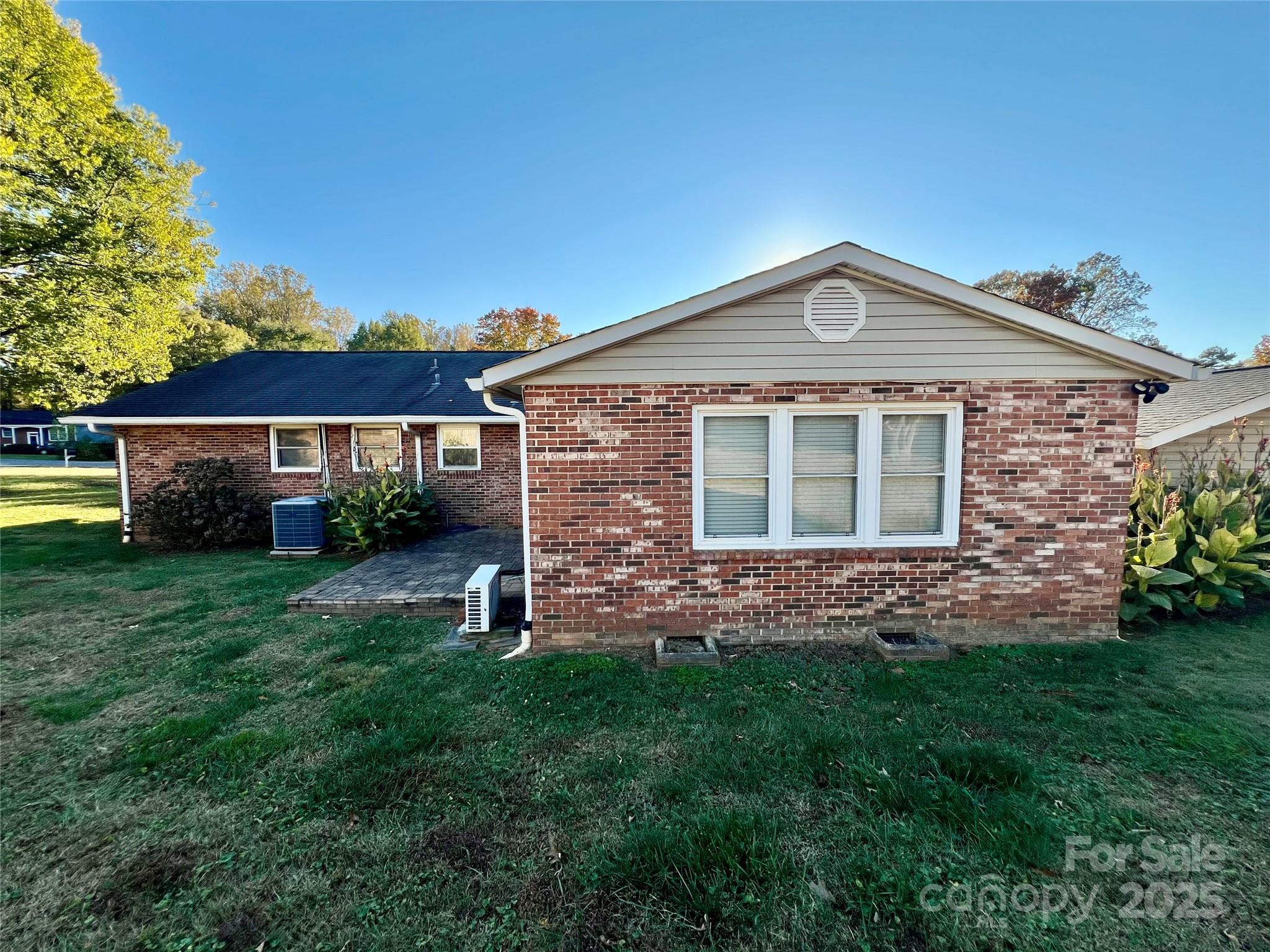 9026 Longview Drive Property Photo 27