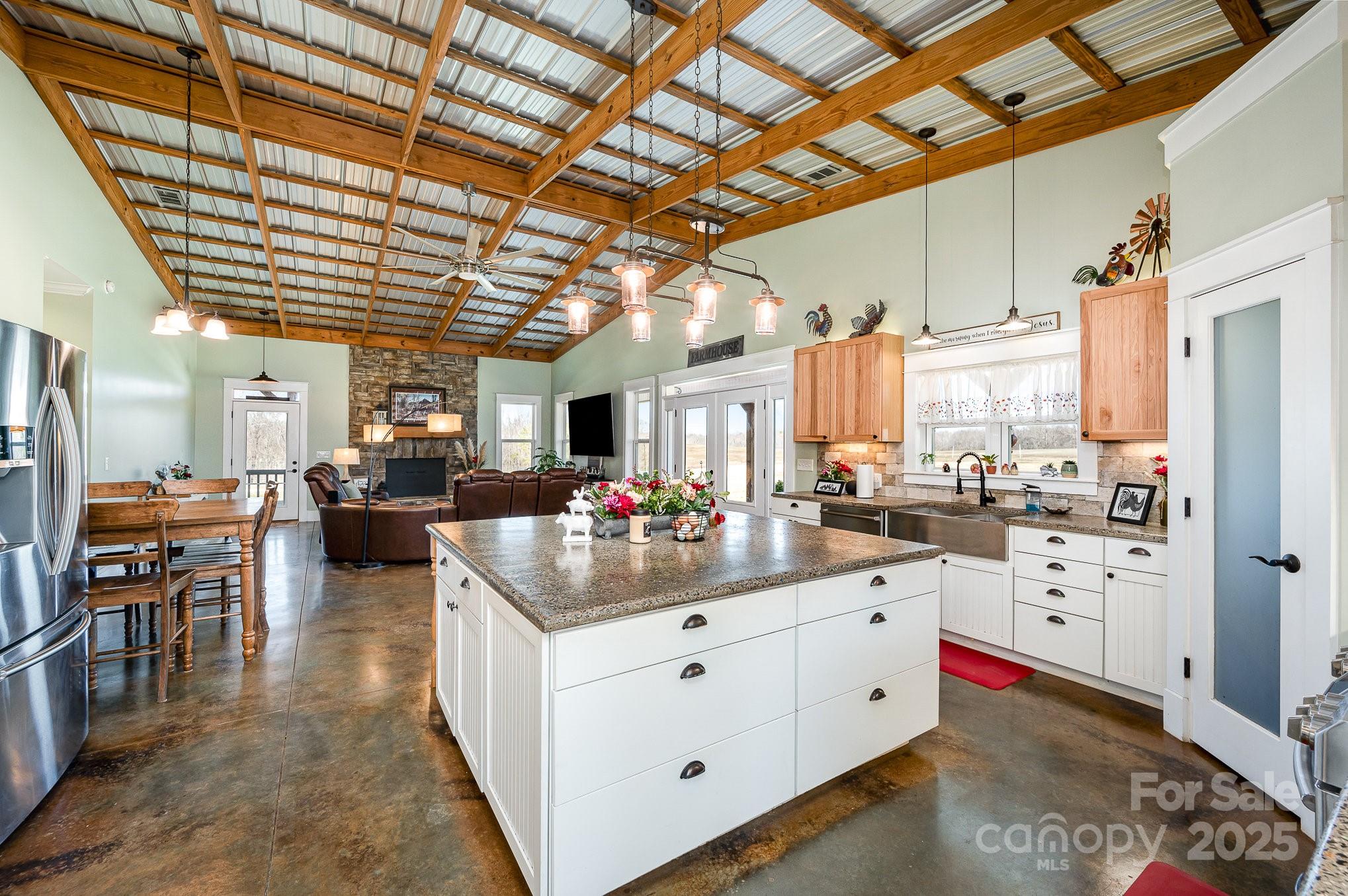 223 Scottish Drive Property Photo 11