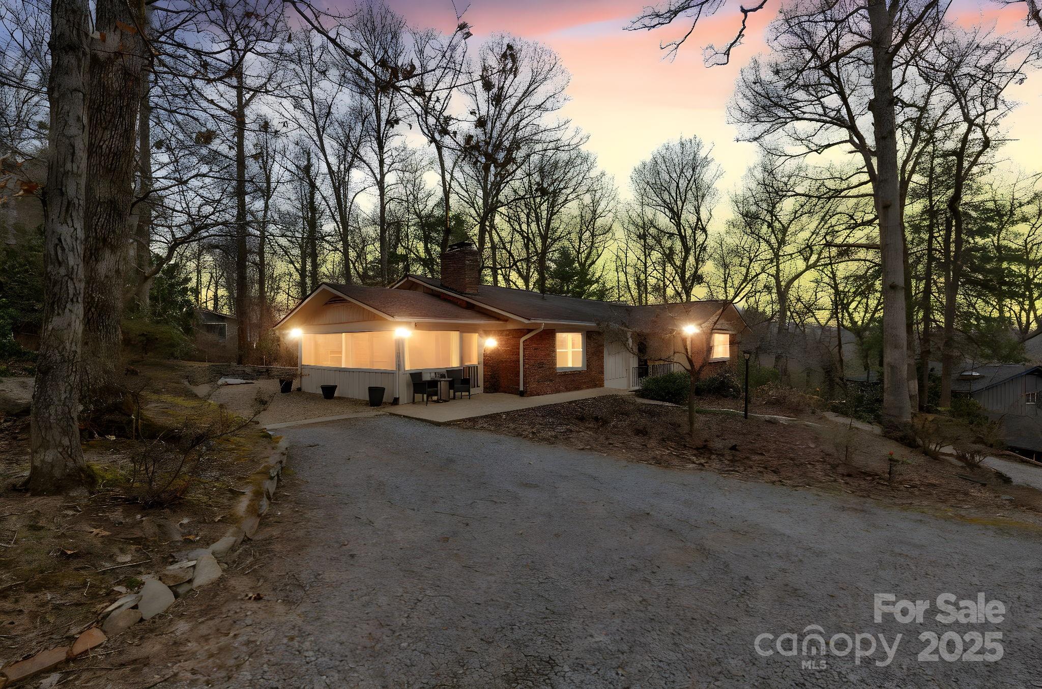 873 Indian Hill Road Property Photo