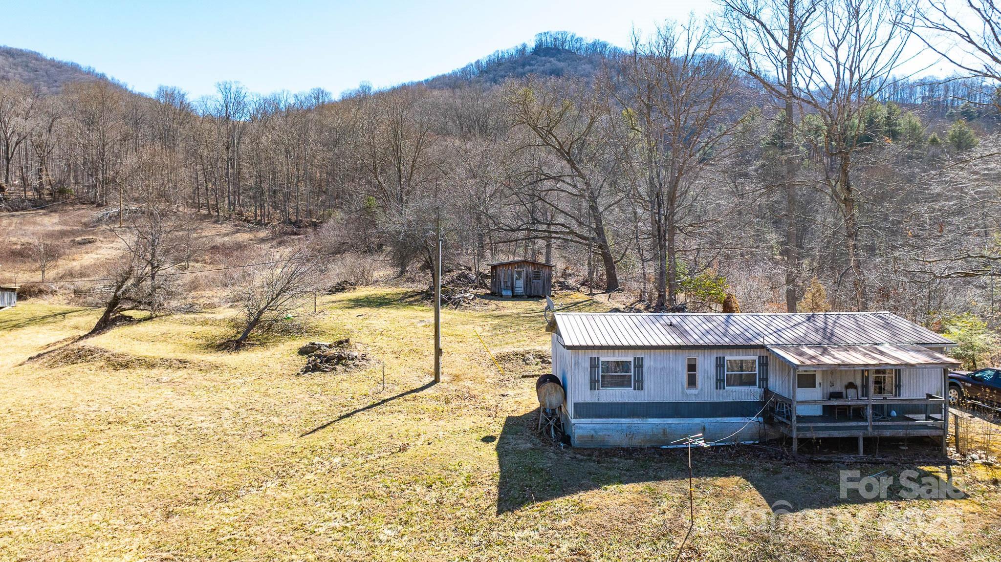 9380 N 226 Highway Property Photo