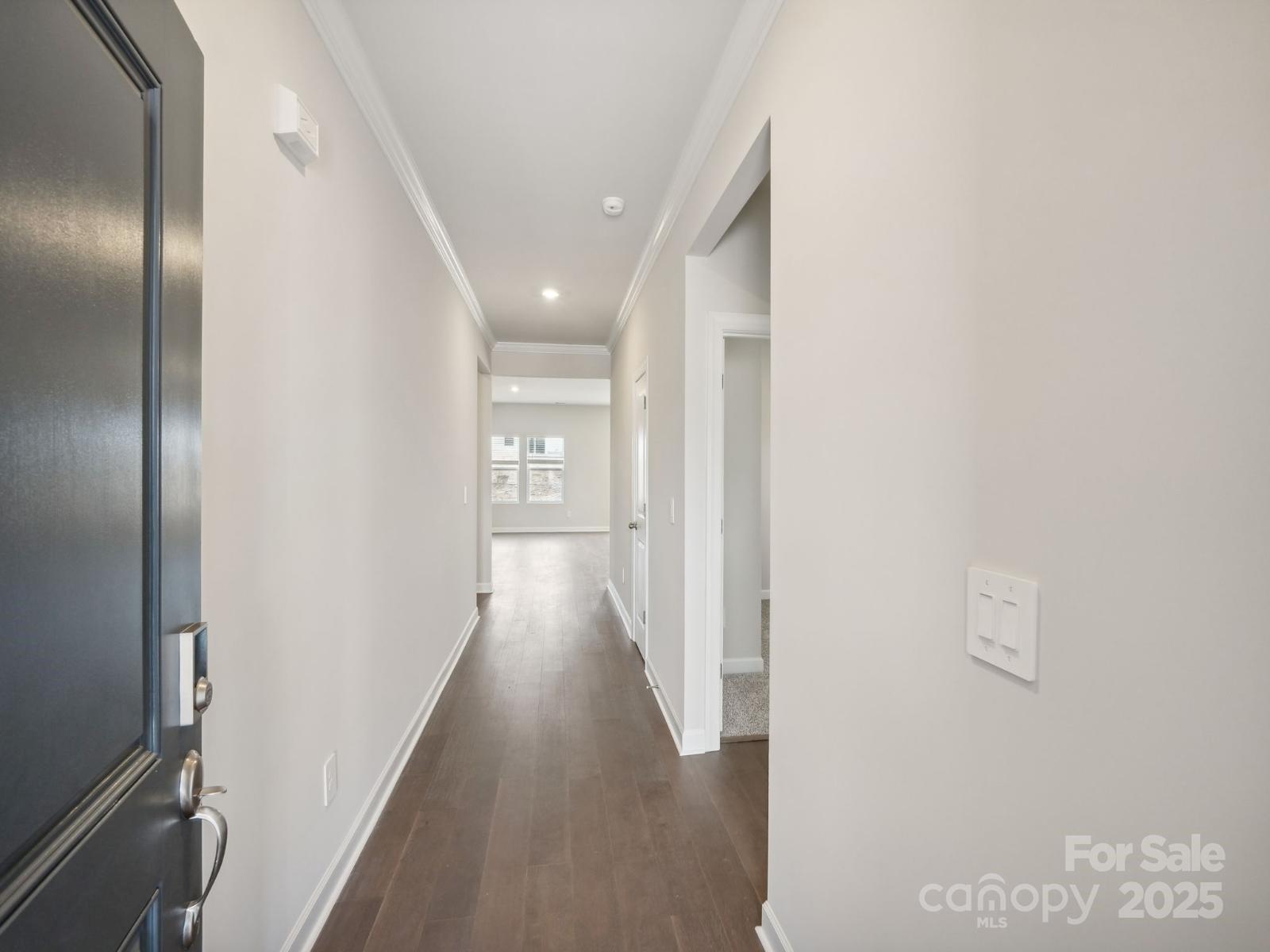 1422 Windy Park Drive Property Photo 2