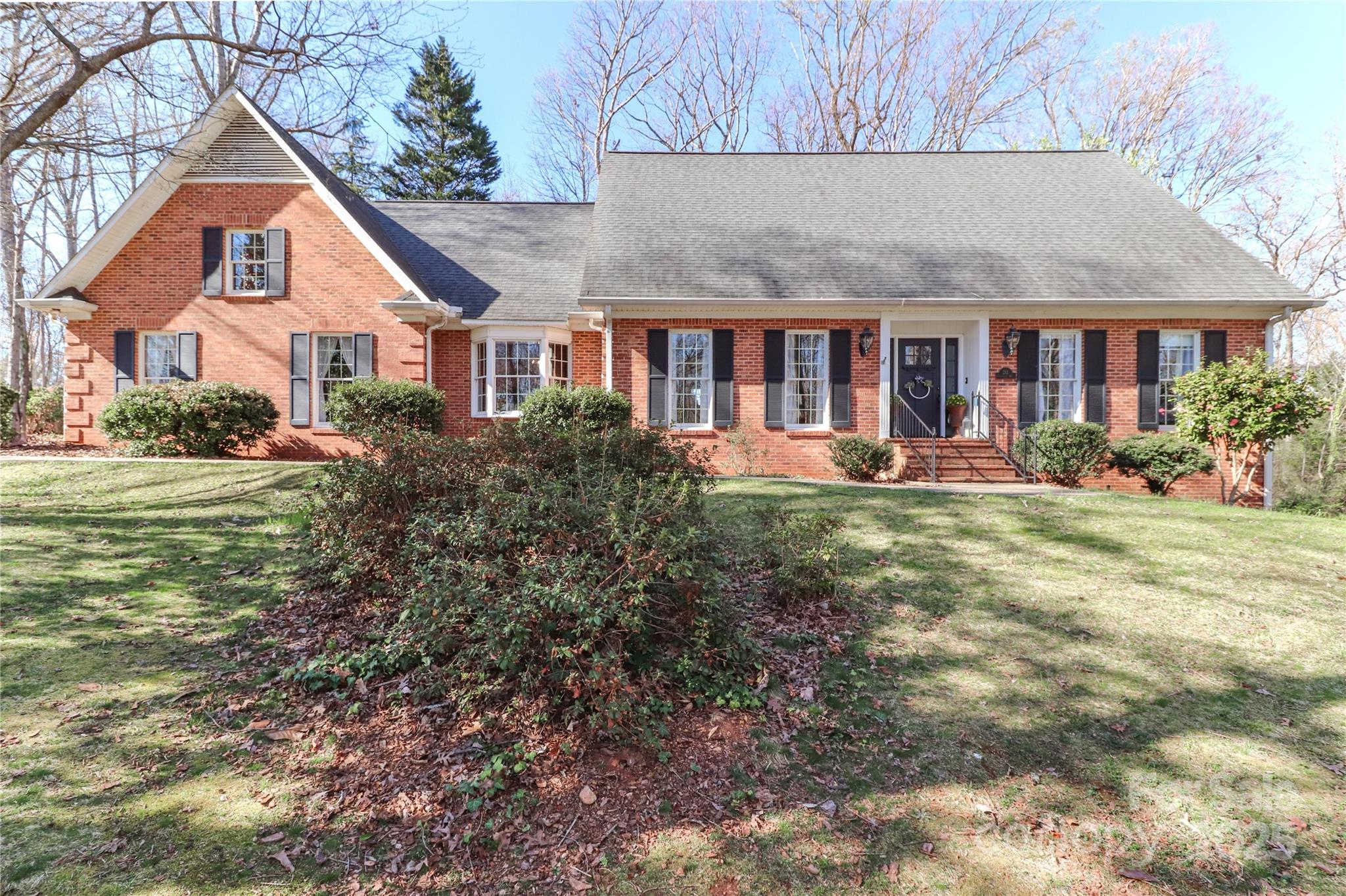 212 Glen Eagles Road Property Photo