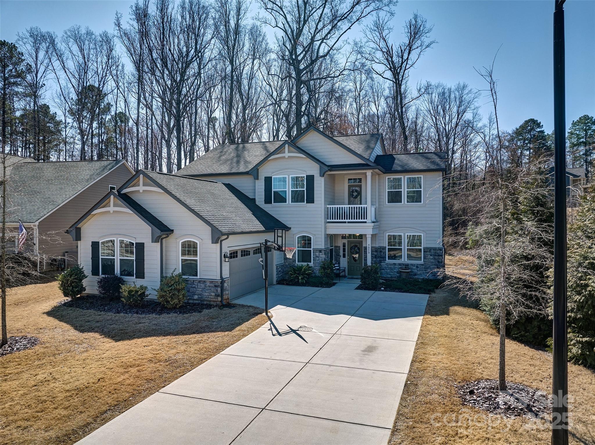 5050 Watersail Way Property Photo