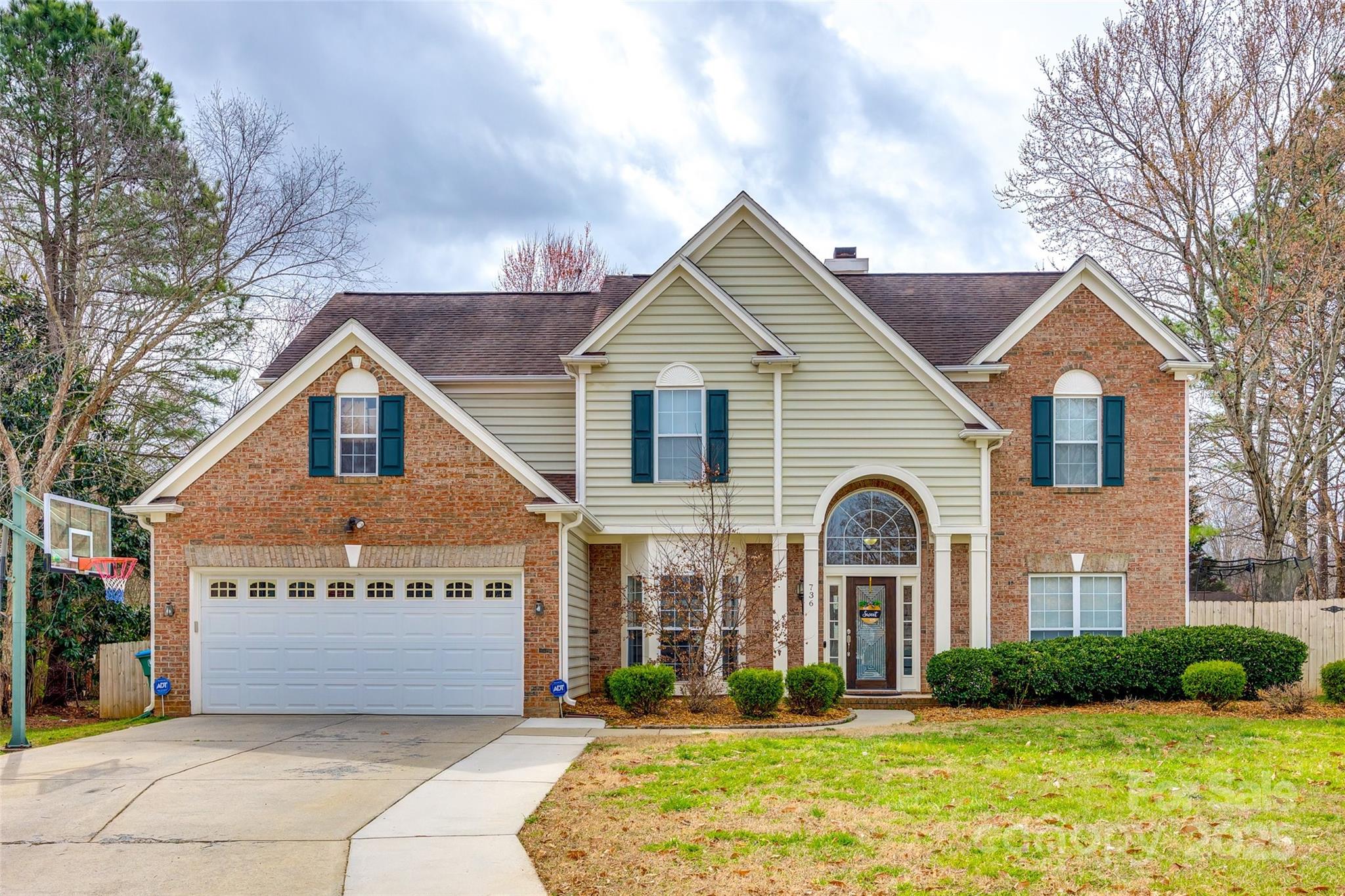 736 Meadow Lake Drive Property Photo