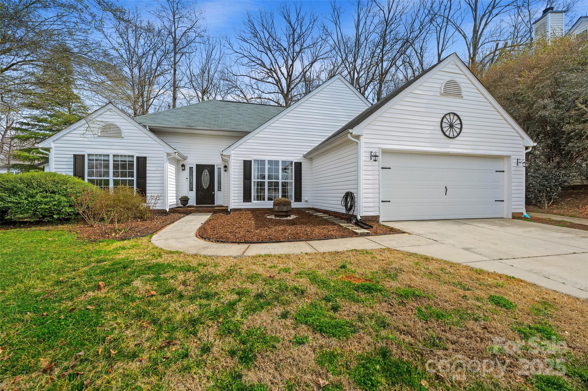 108 Pebble Creek Crossing Property Photo