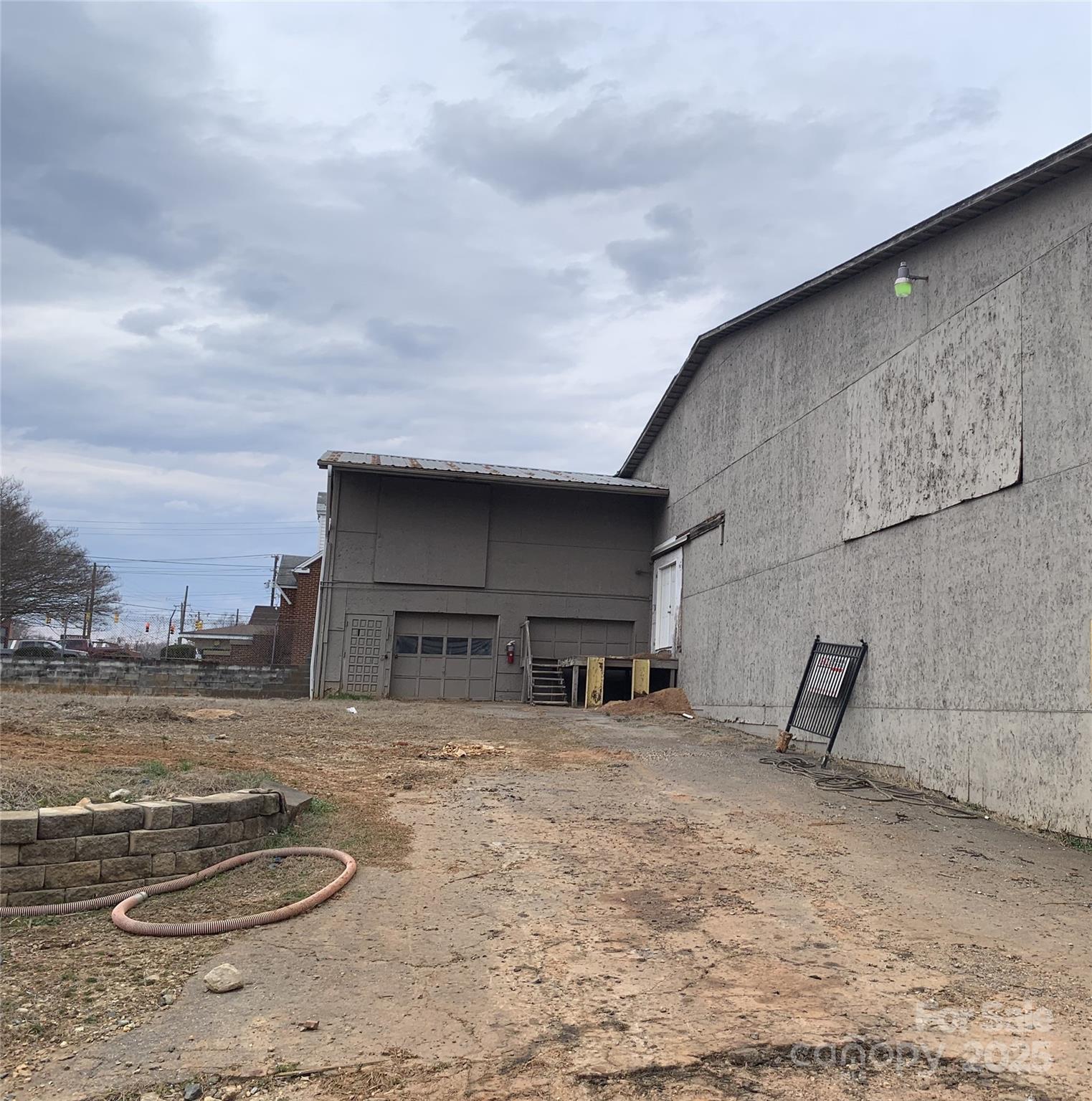 4860 S Depot Street Property Photo 4