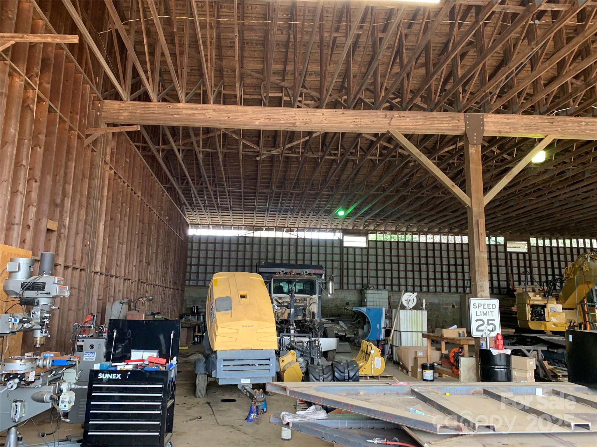 4860 S Depot Street Property Photo 10