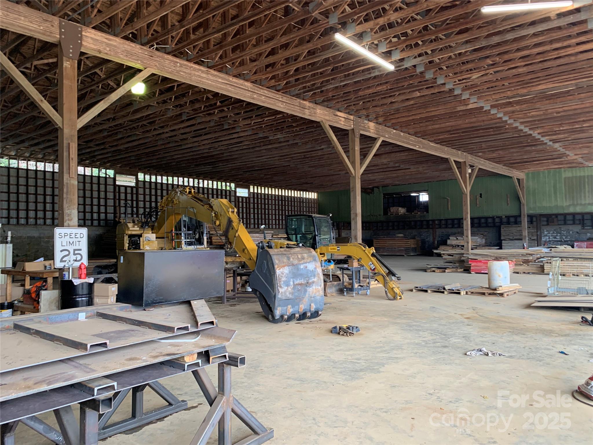 4860 S Depot Street Property Photo 11