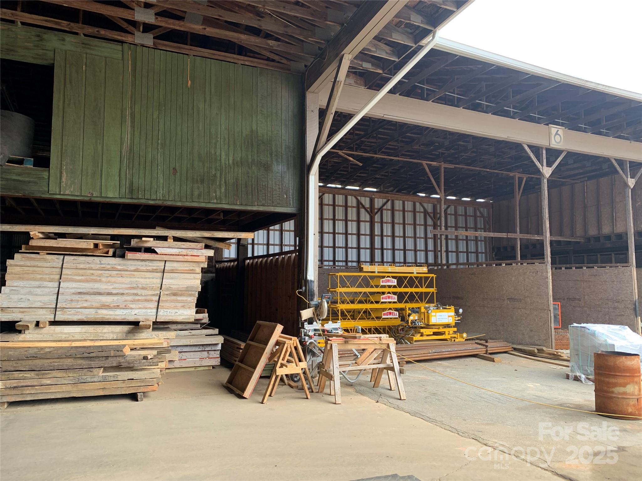 4860 S Depot Street Property Photo 14