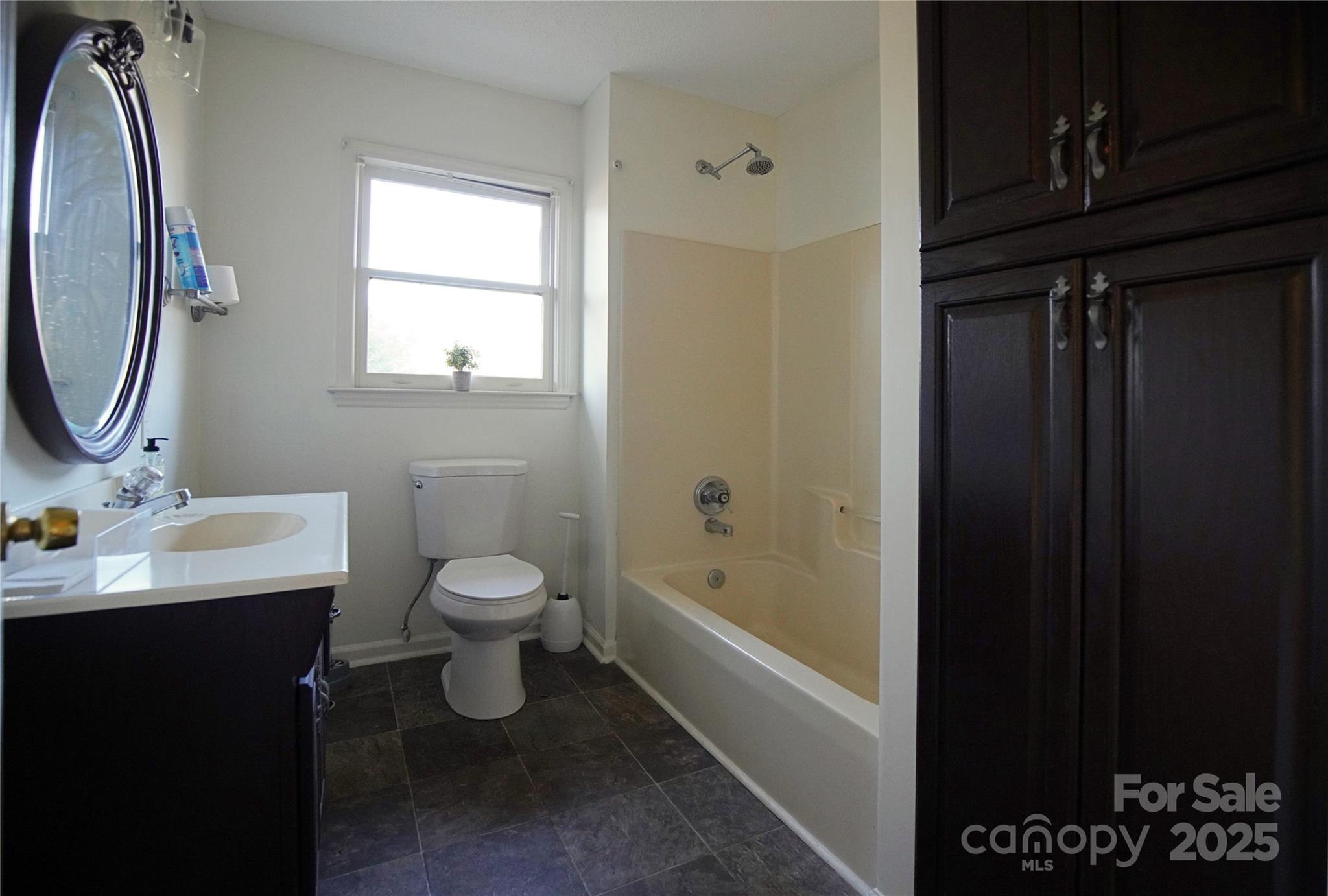 7830 Large Oak Lane Property Photo 7